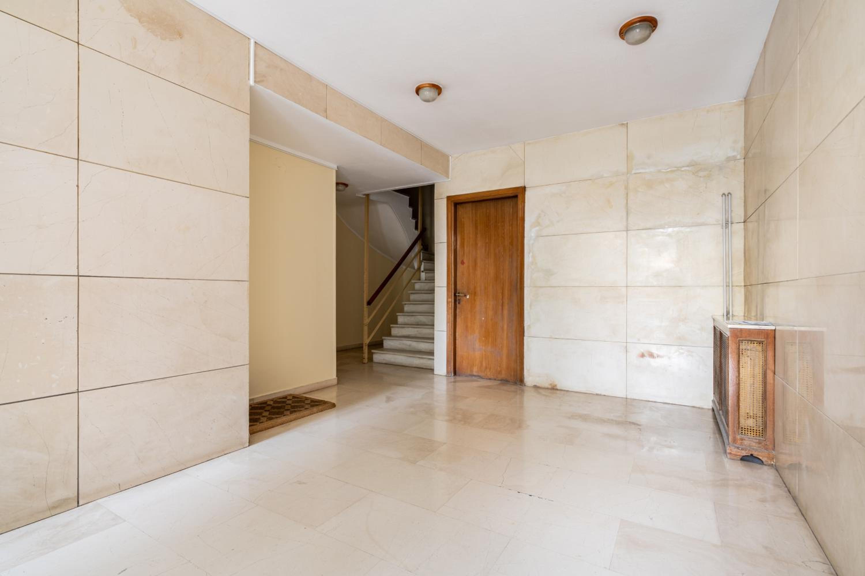 Athena Blue Lux Apartments 2BR 2BA with City Skyline View, near Kolonaki