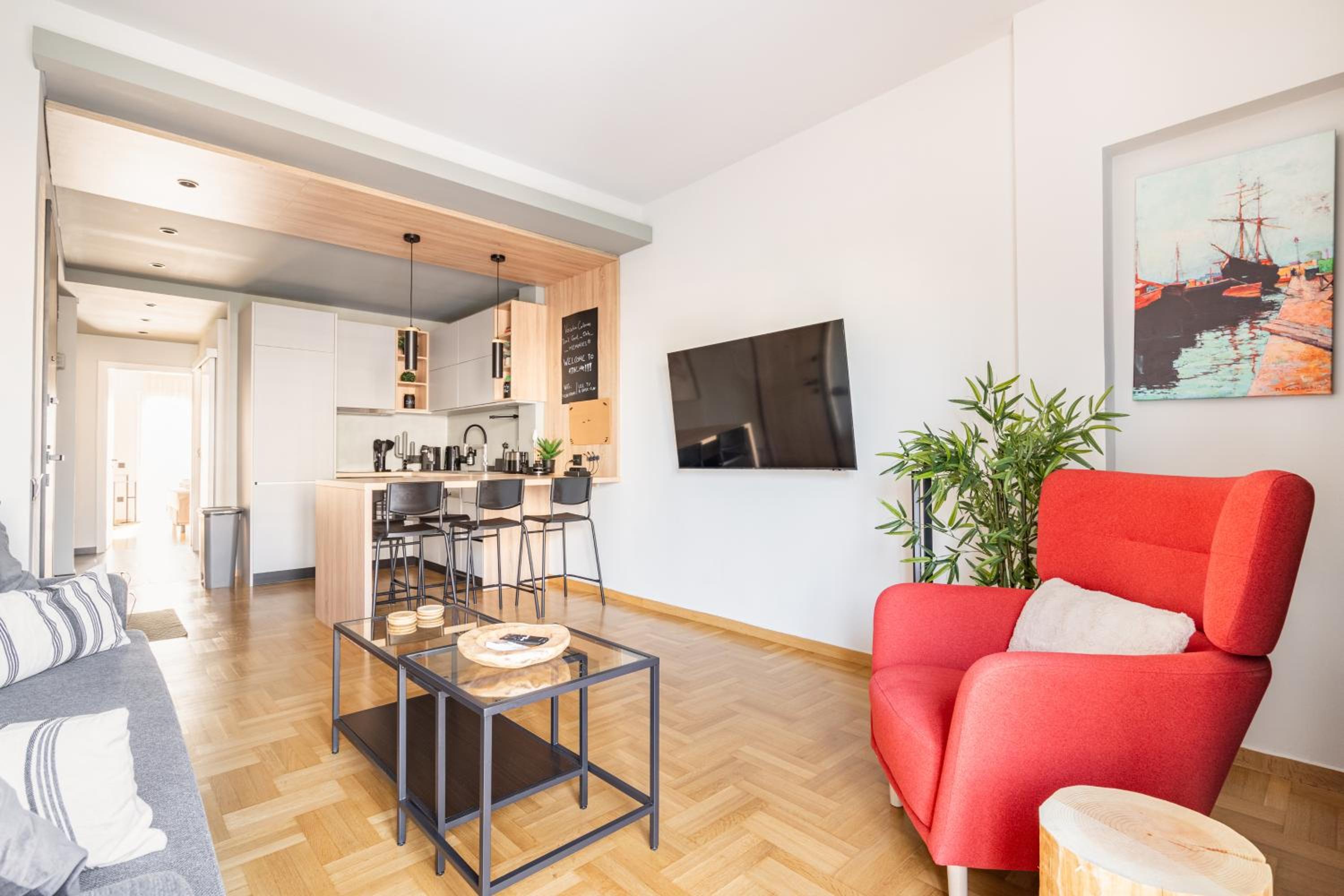 Athena Blue Lux Apartments 2BR 2BA with City Skyline View, near Kolonaki