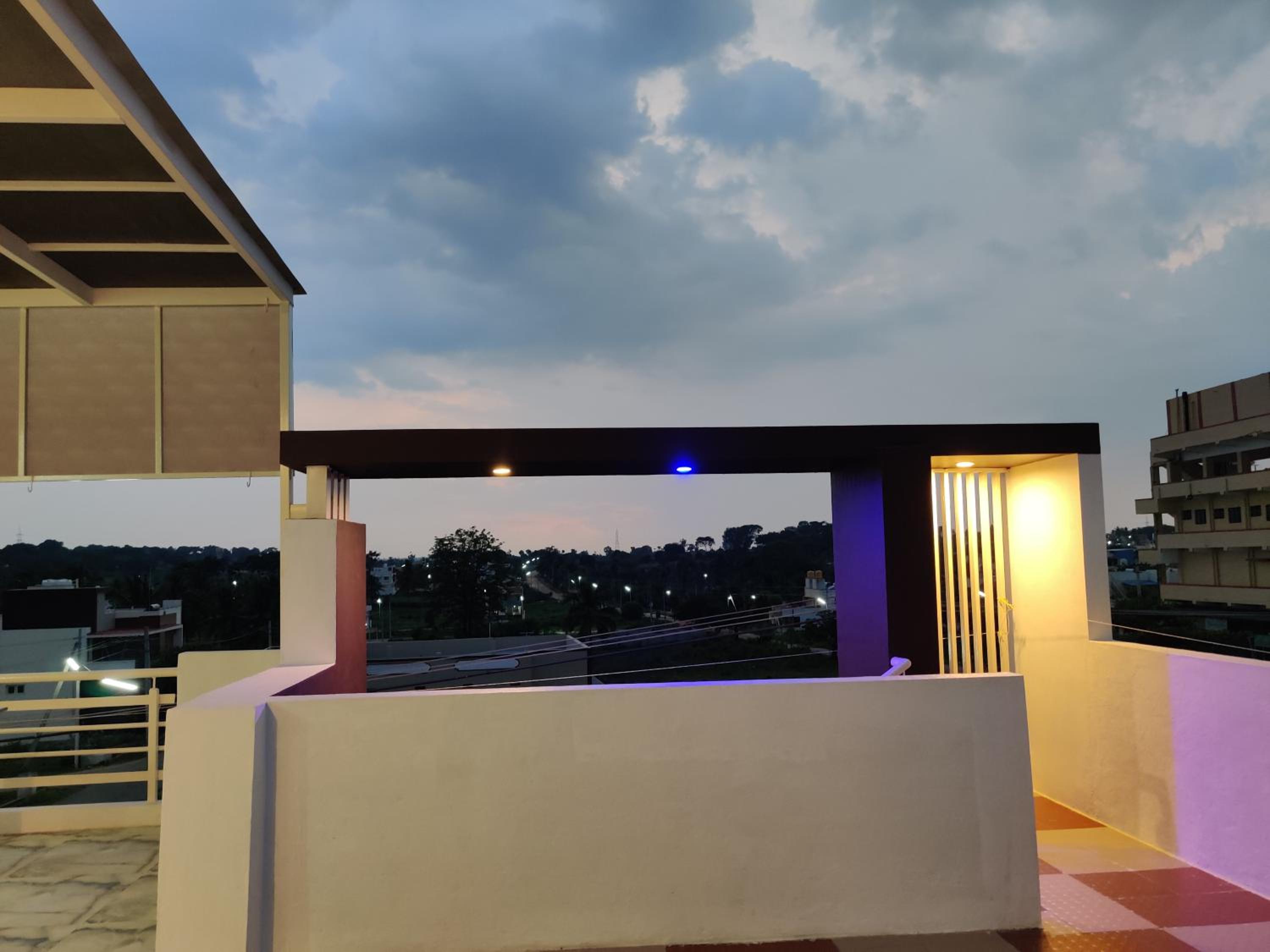 SkyHouse Homestay