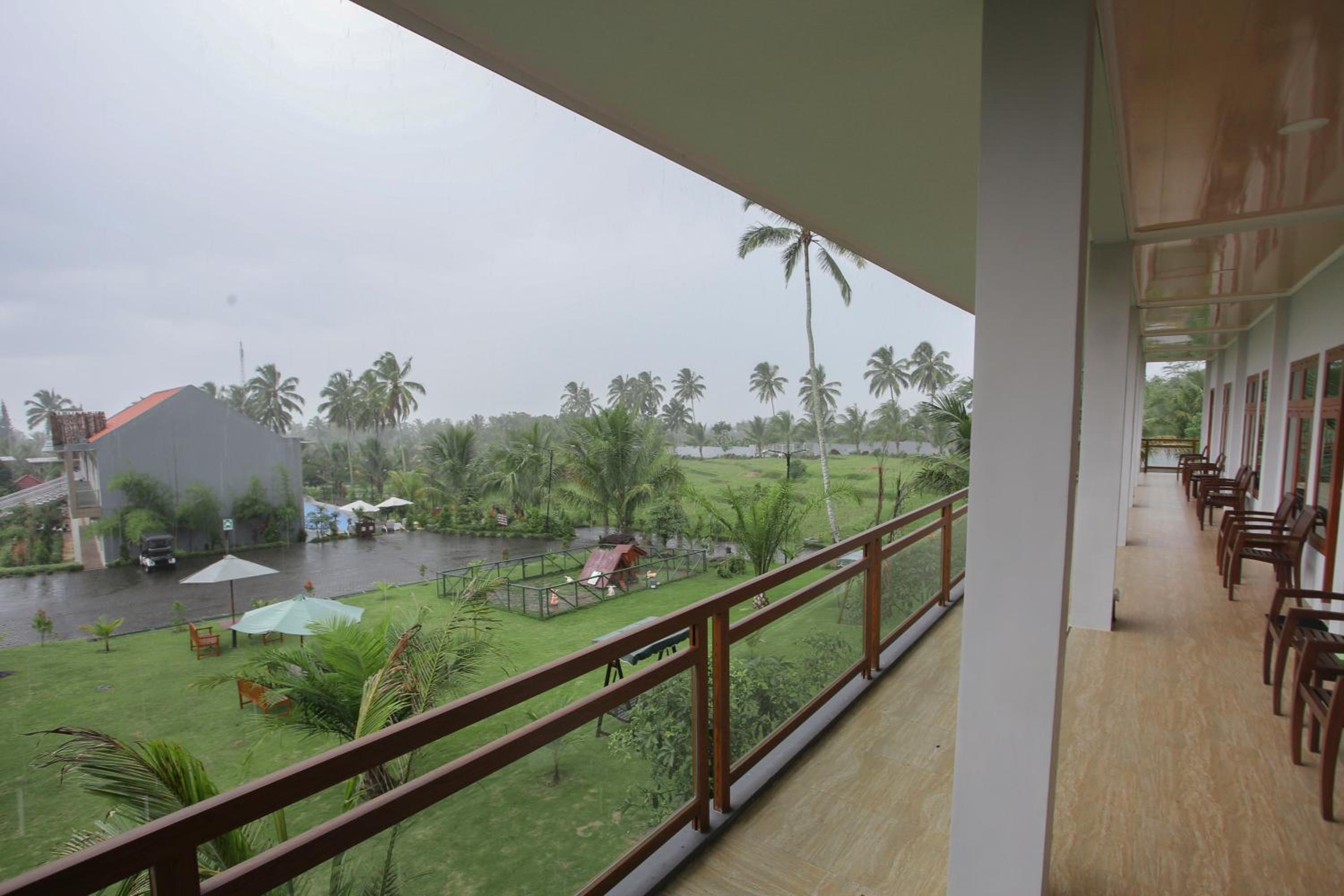 Grand Harvest Resort & Villas