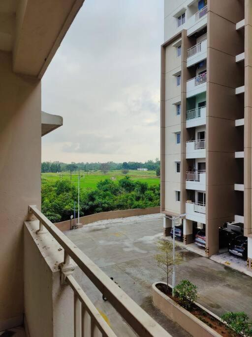 3 Bedroom with a beautiful green view