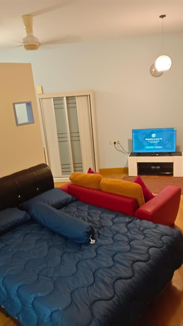 Regalia Suite Studio