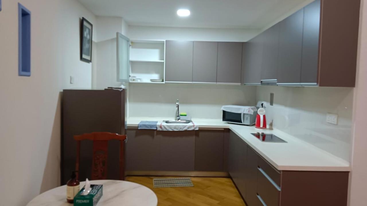 Regalia Suite Studio