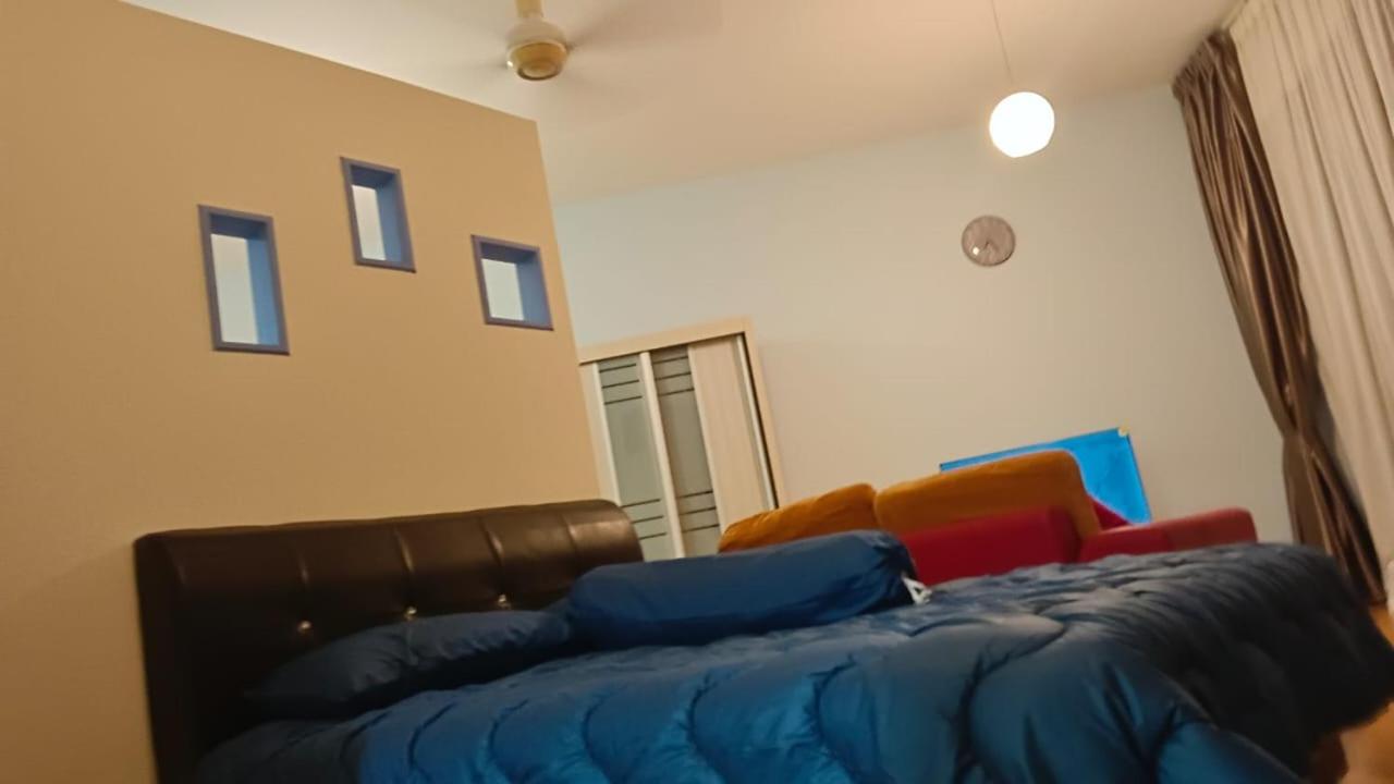 Regalia Suite Studio