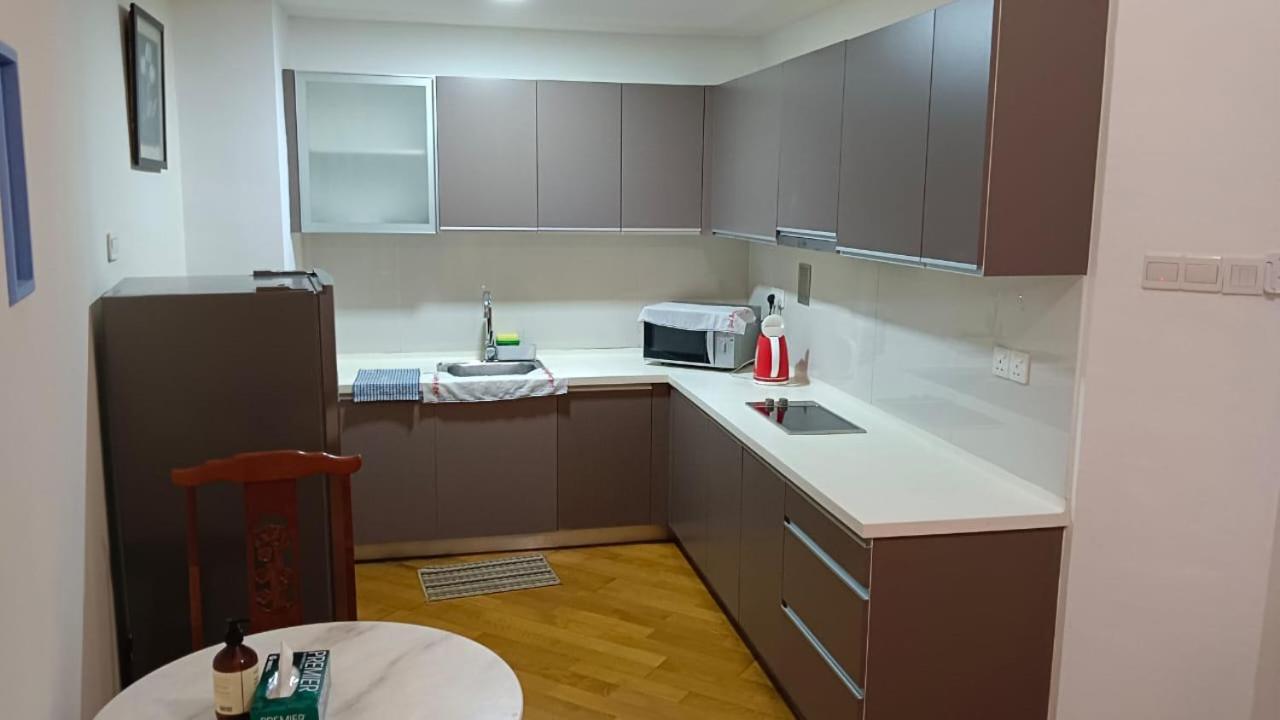 Regalia Suite Studio