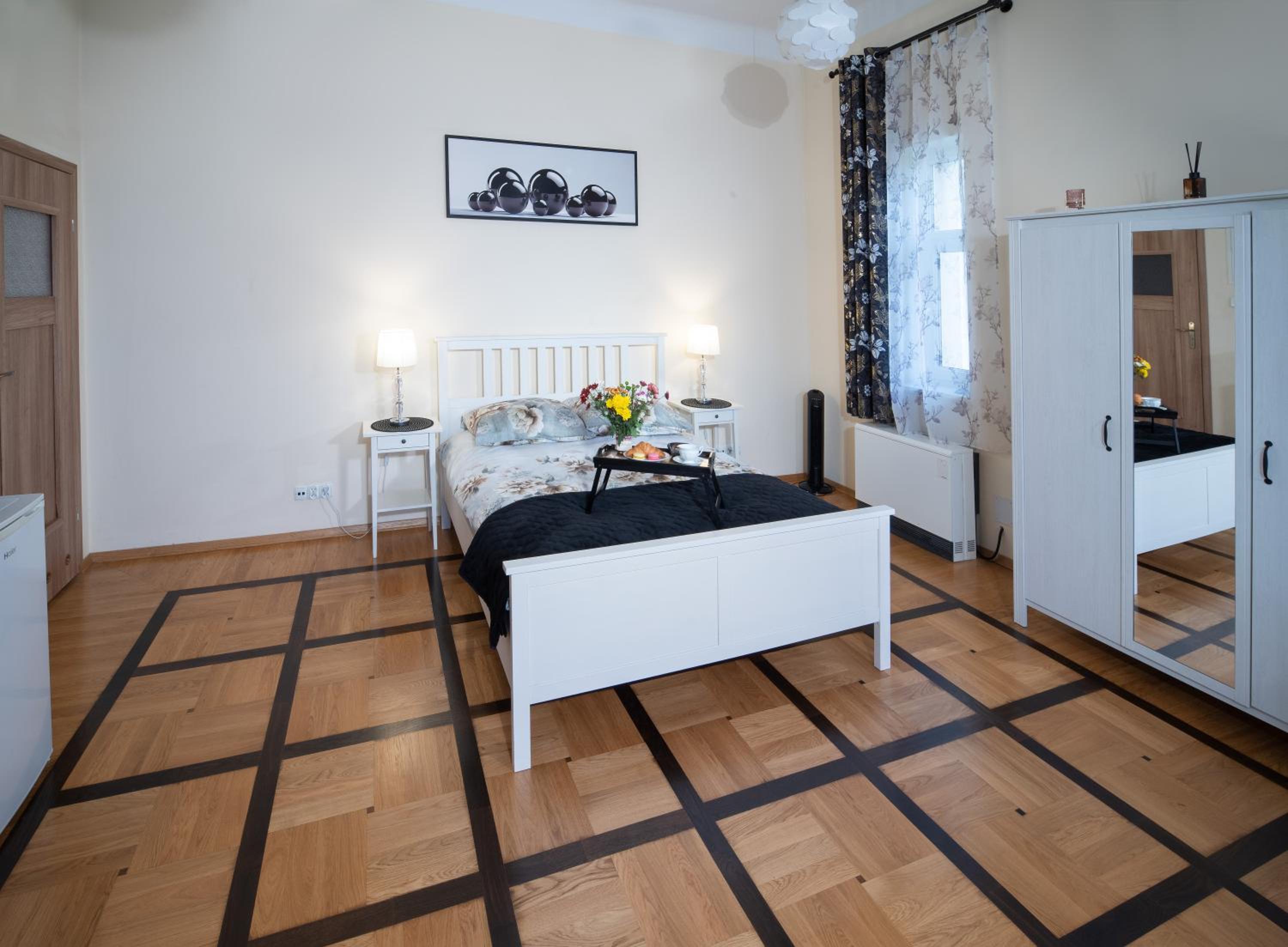 Apartament Moments Stare Miasto style and comfort view 4