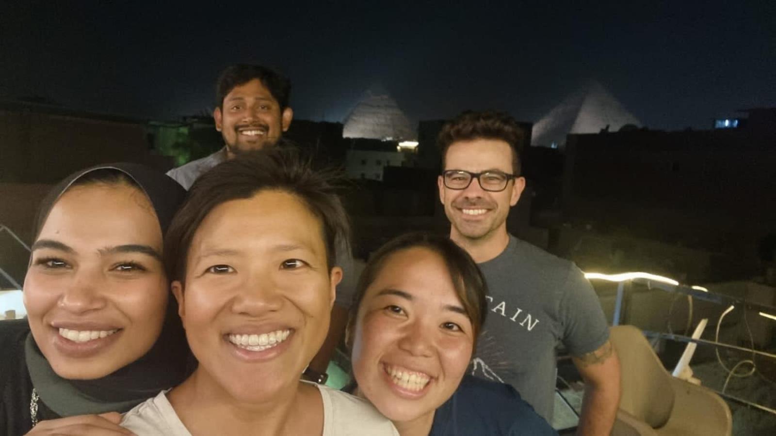 Jana Pyramids view inn
