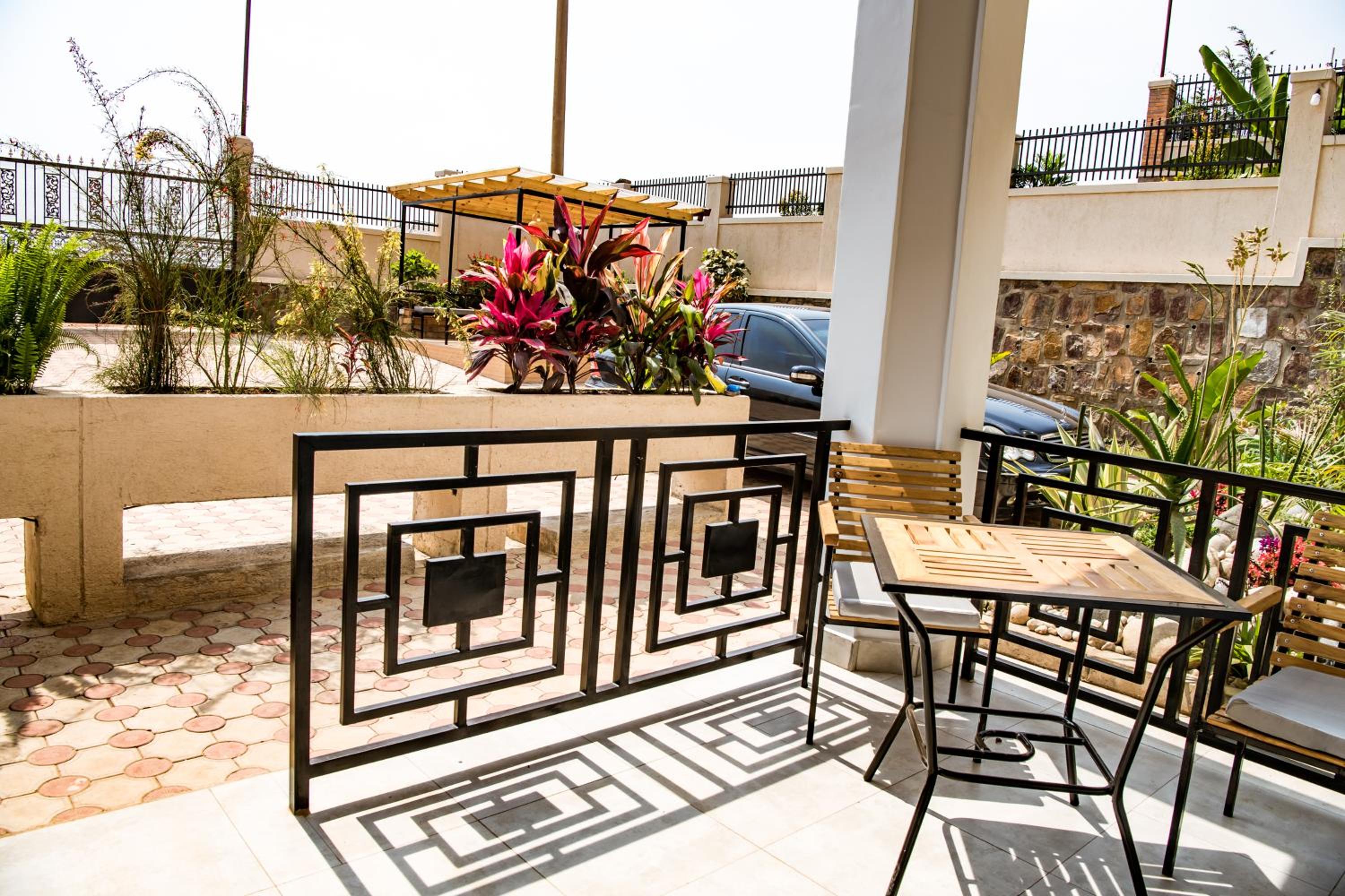 Photo 17