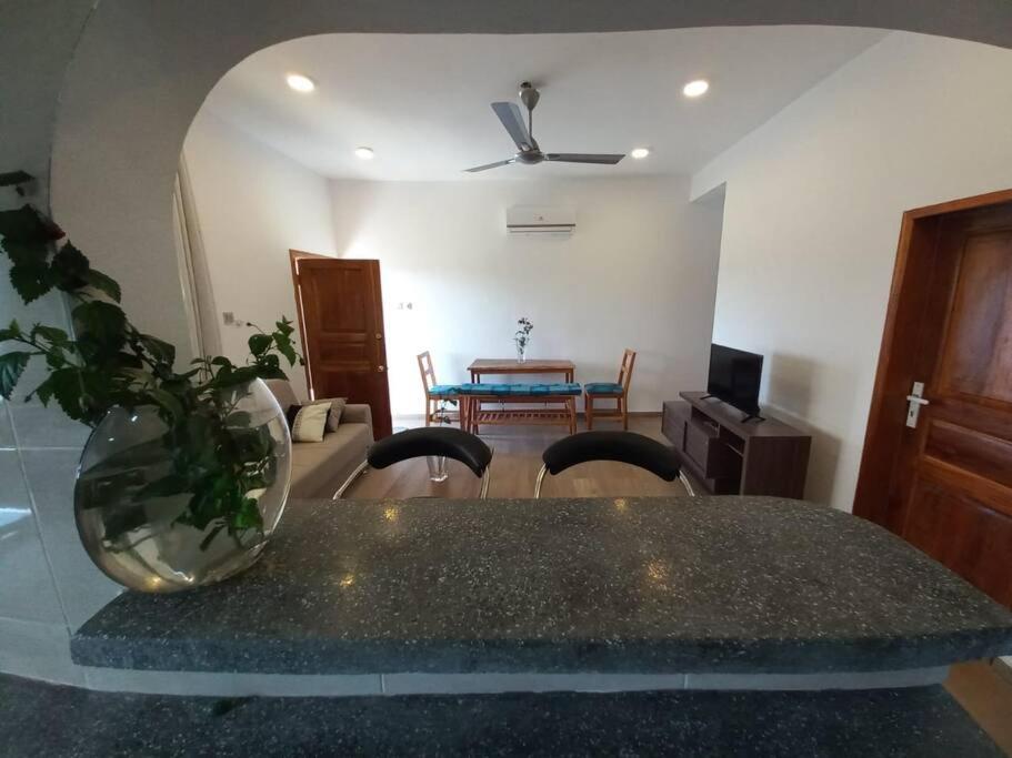 Modern, fully equipped 1-bed Apt view 4