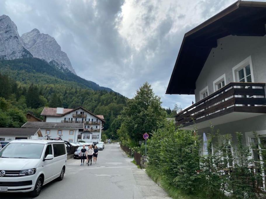 Moderne Ferienwohnung in Hammersbach / Grainau