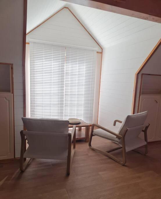 Firlands Farmhouse 179A with a view view 4