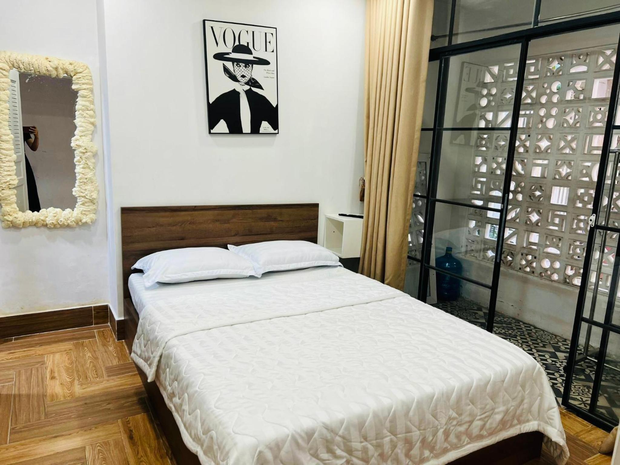 Moon house- Downtown Saigon D1- 3 Bedrooms