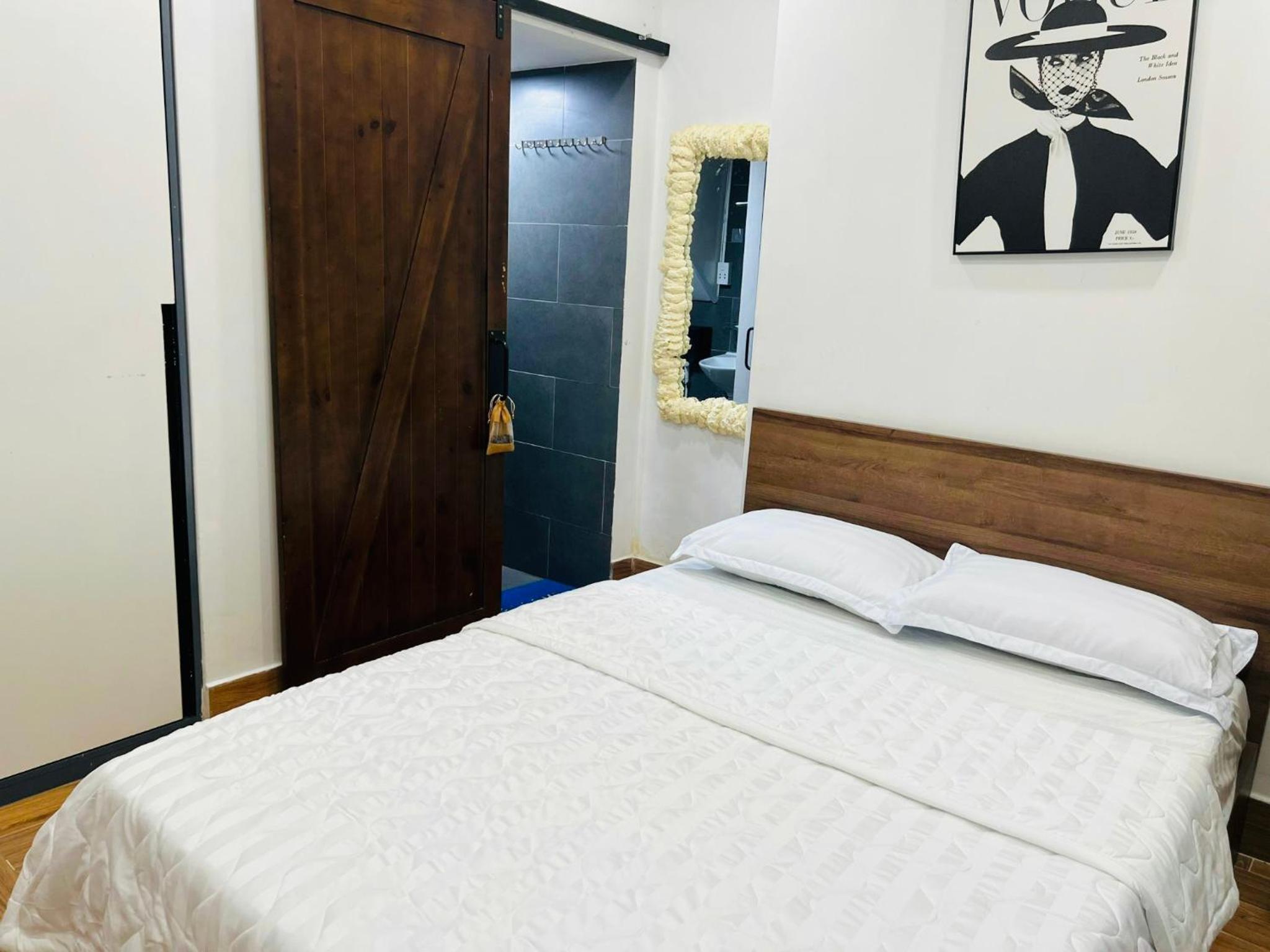 Moon house- Downtown Saigon D1- 3 Bedrooms