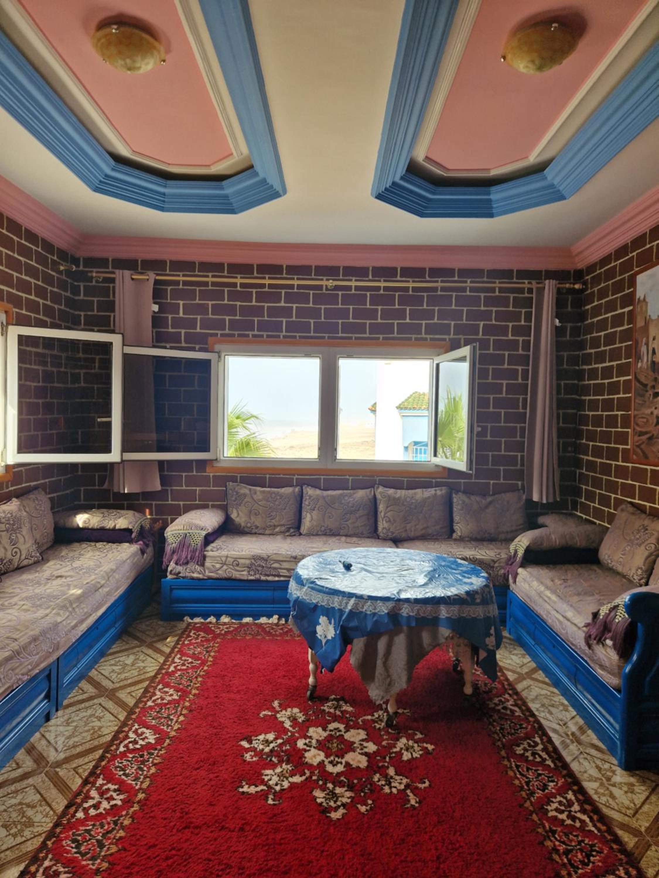 lounge