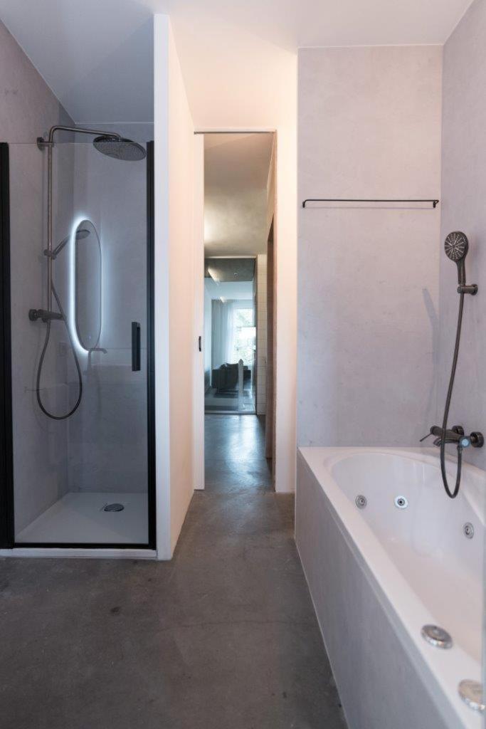 City centre Loft on the historic Canal view 5
