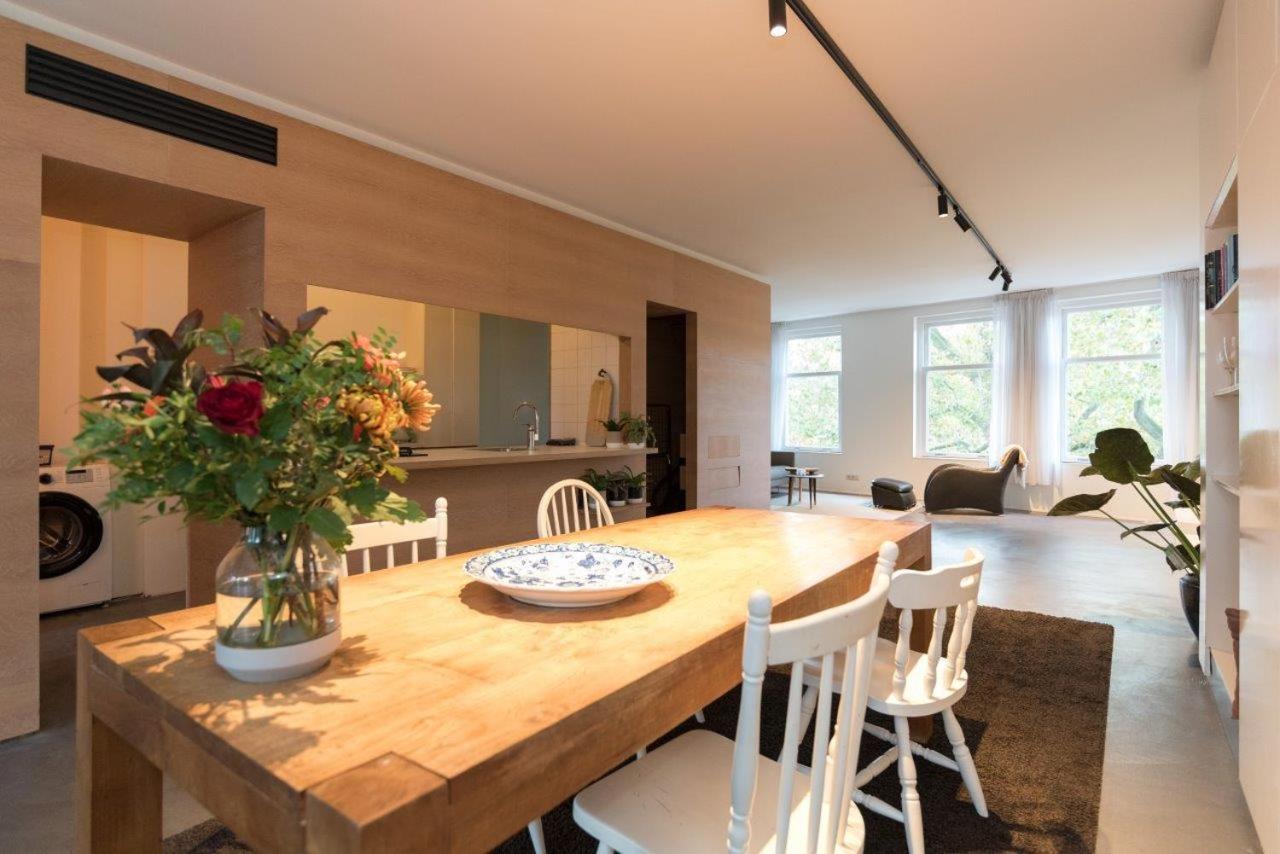 City centre Loft on the historic Canal view 2