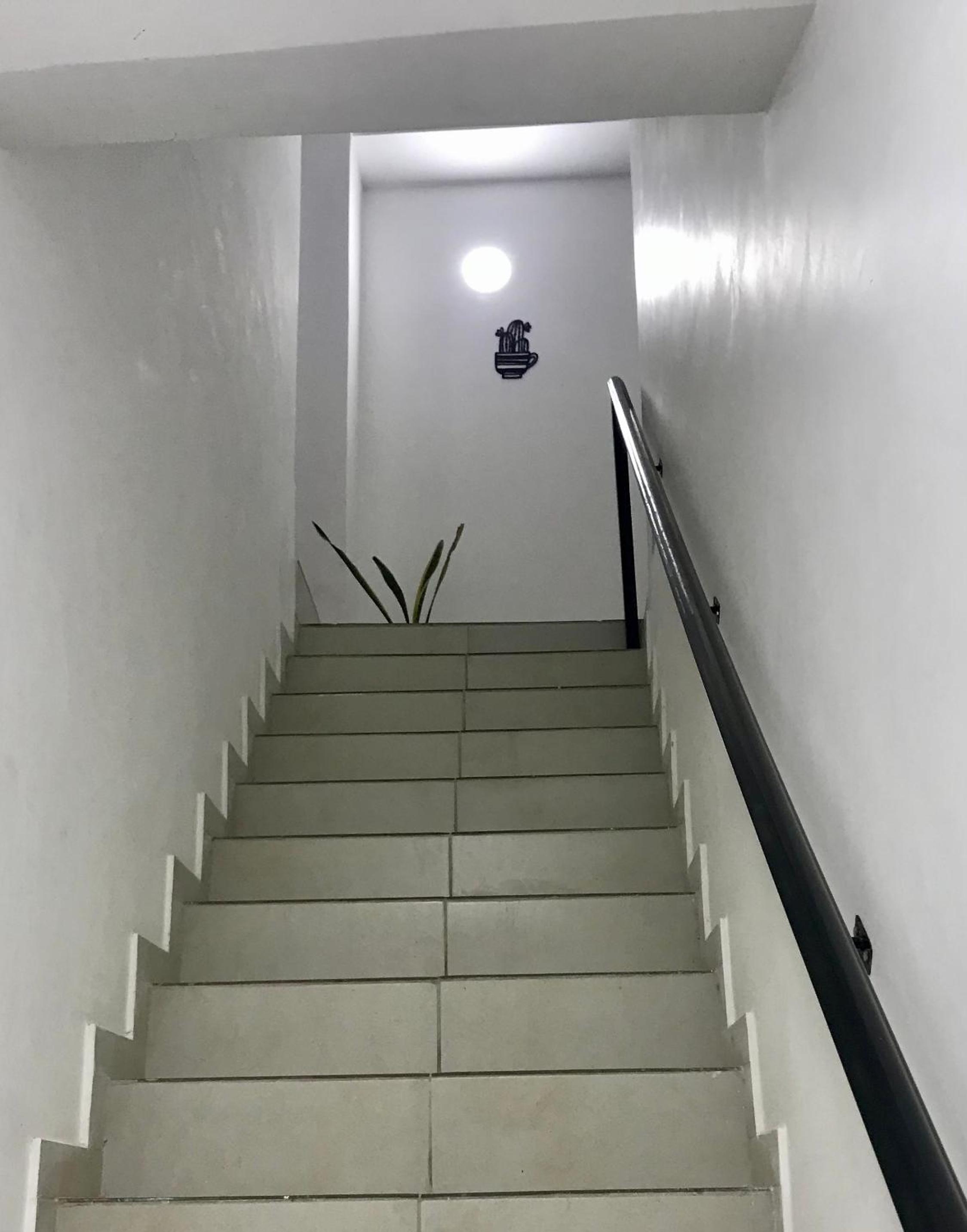 Avenida Departamento completo, cerca de todo