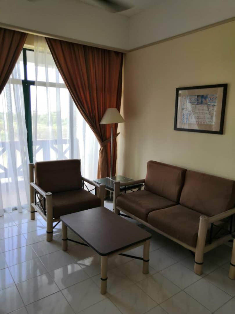 Mahkota Hotel Apartment - 2 Rooms New Renovated free WiFi photo 8