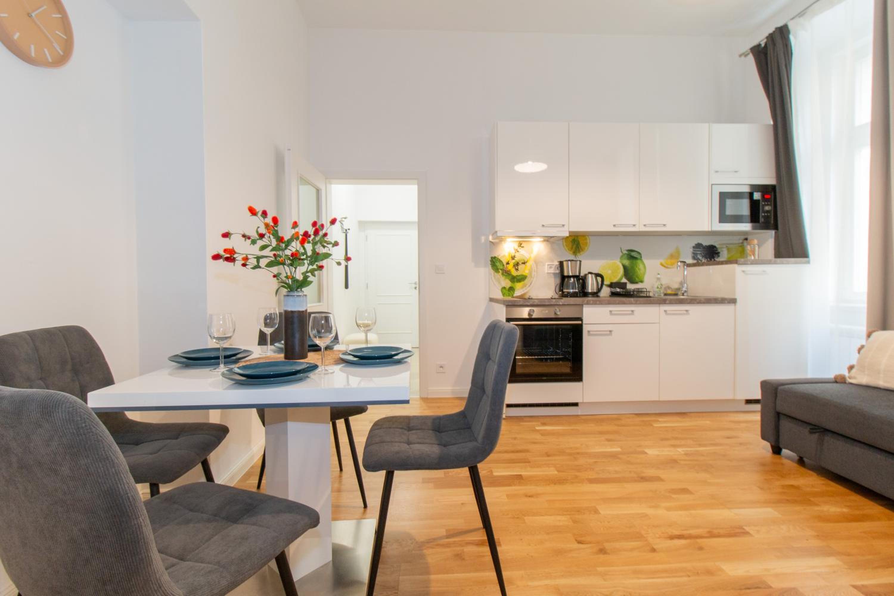 Washingtonova CR apartments