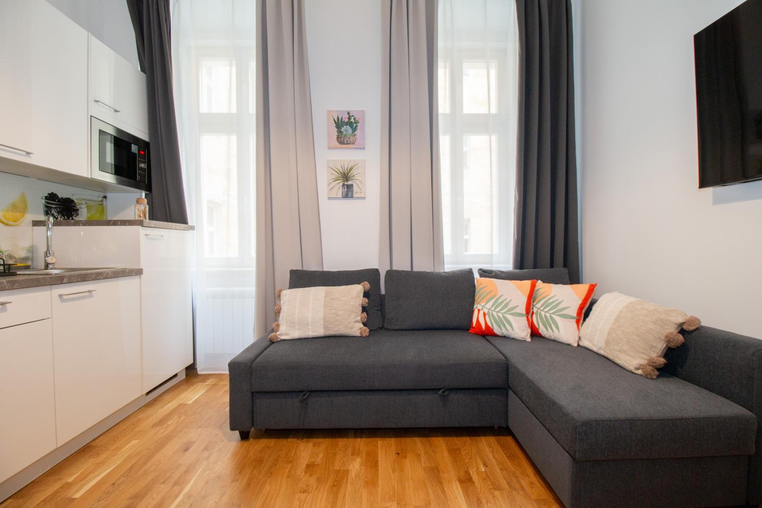 Washingtonova CR apartments