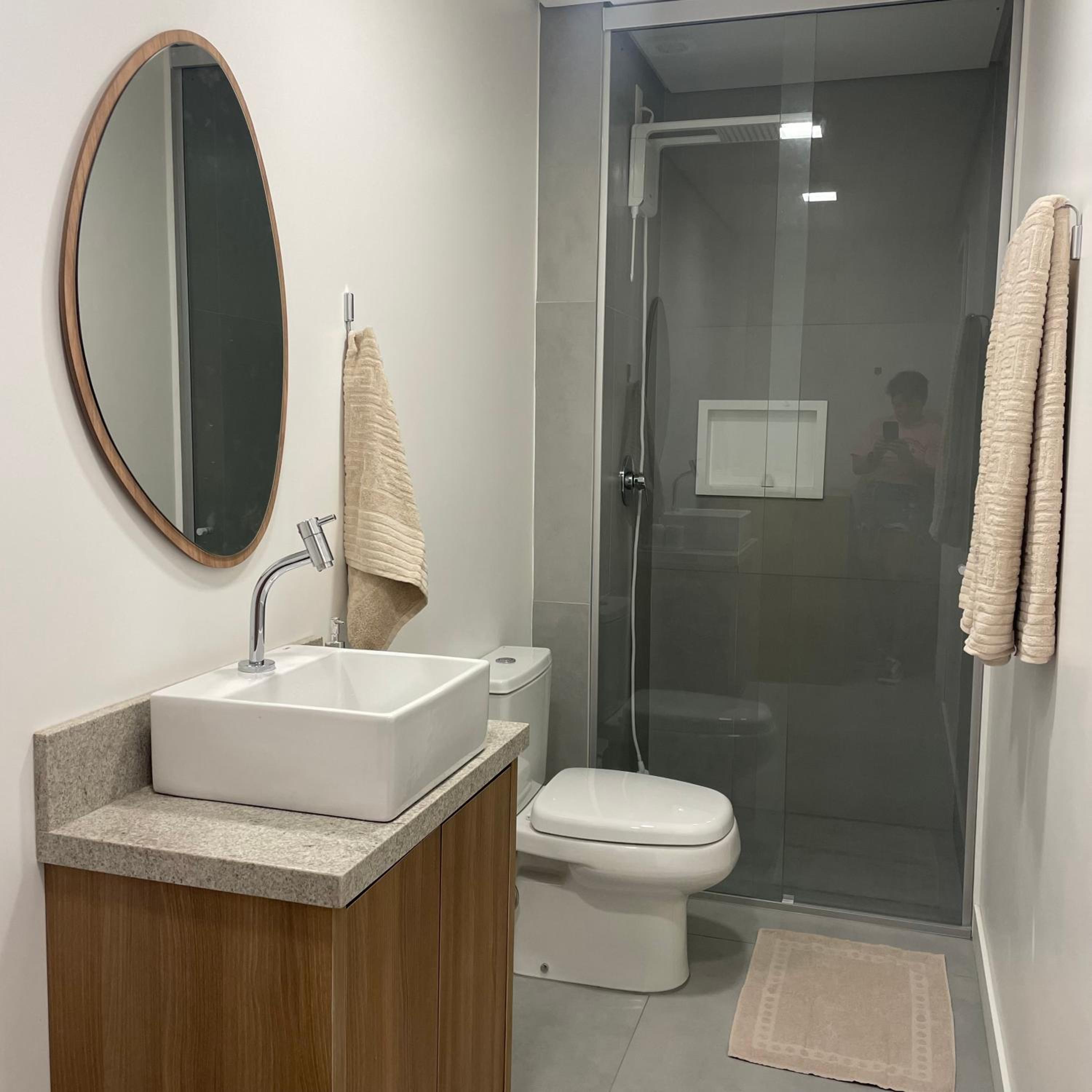 Loft Moderno, 500m Praia, Piscina, Sauna, WiFi 1GB
