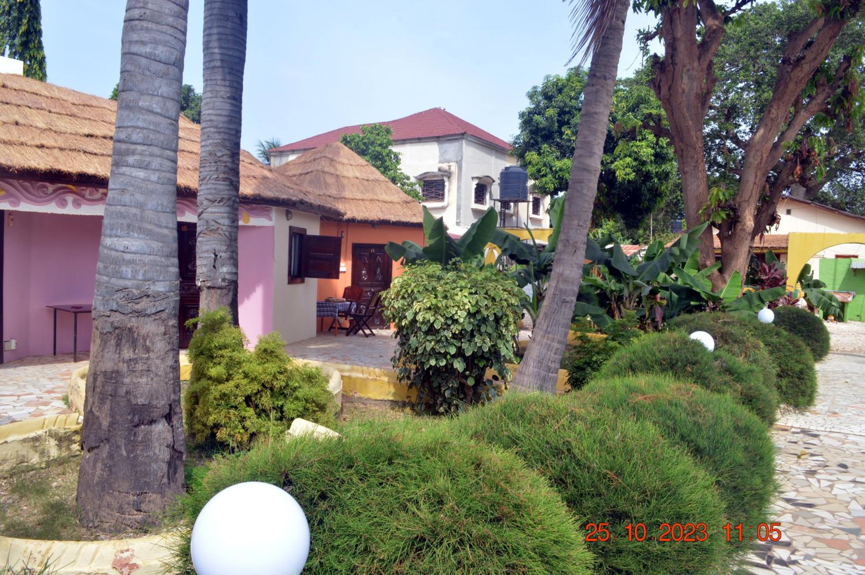 Easy Time Lodge