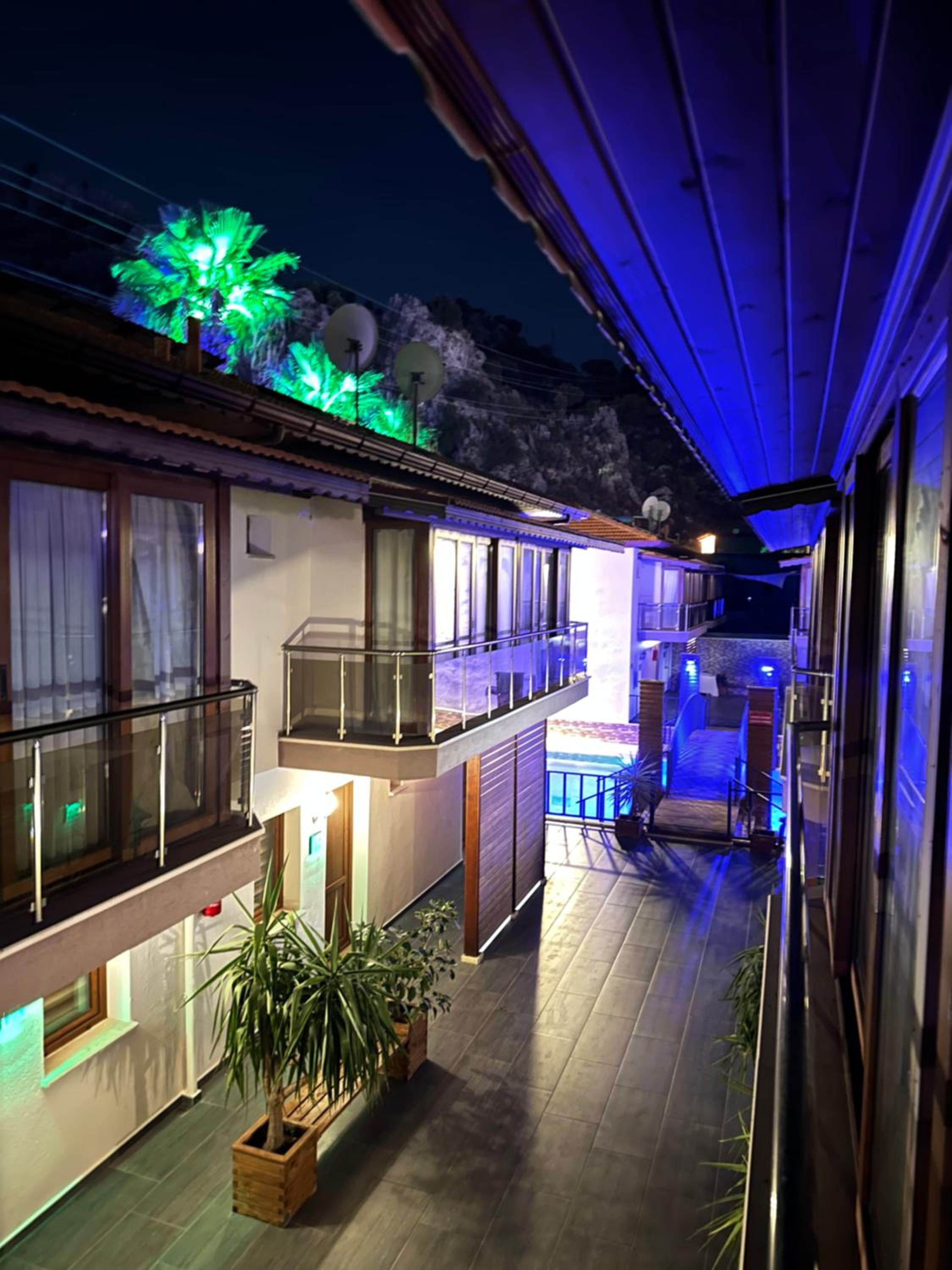 Dolphin Apart Hotel — photo 72
