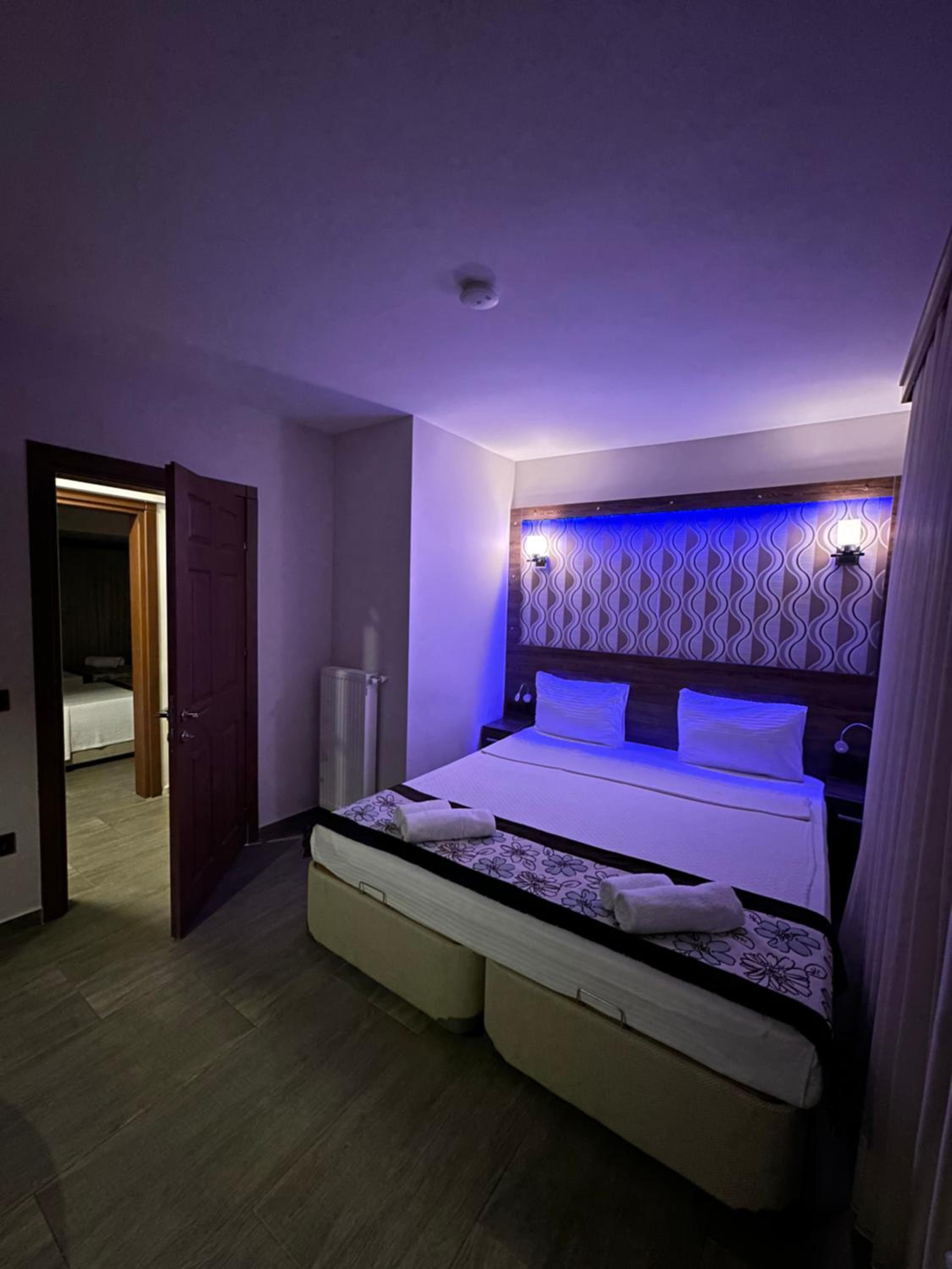 Dolphin Apart Hotel — photo 36