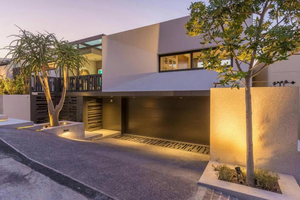 Beachside Platinum Masterpiece