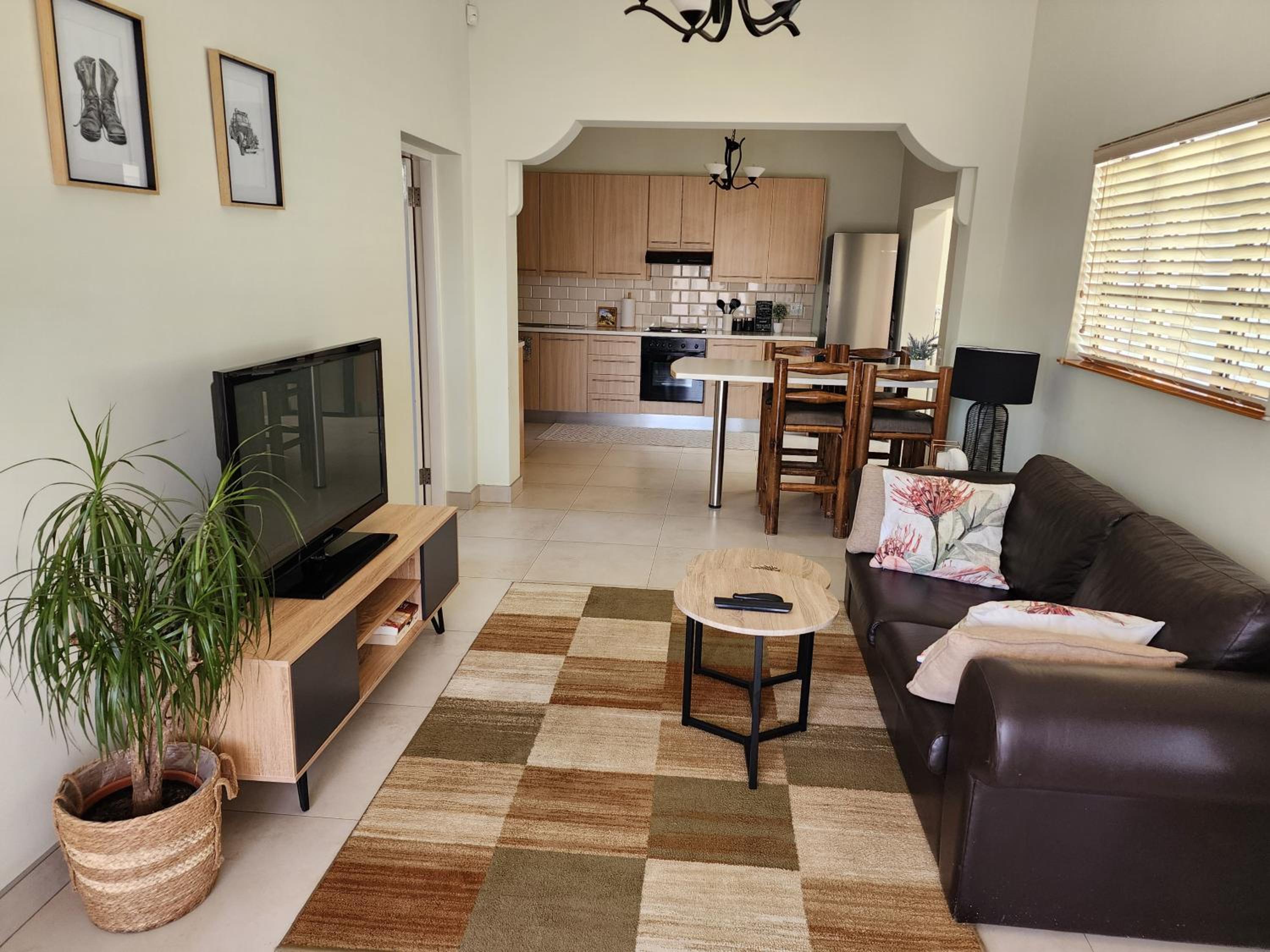 Eros Weg Family Flat view 3