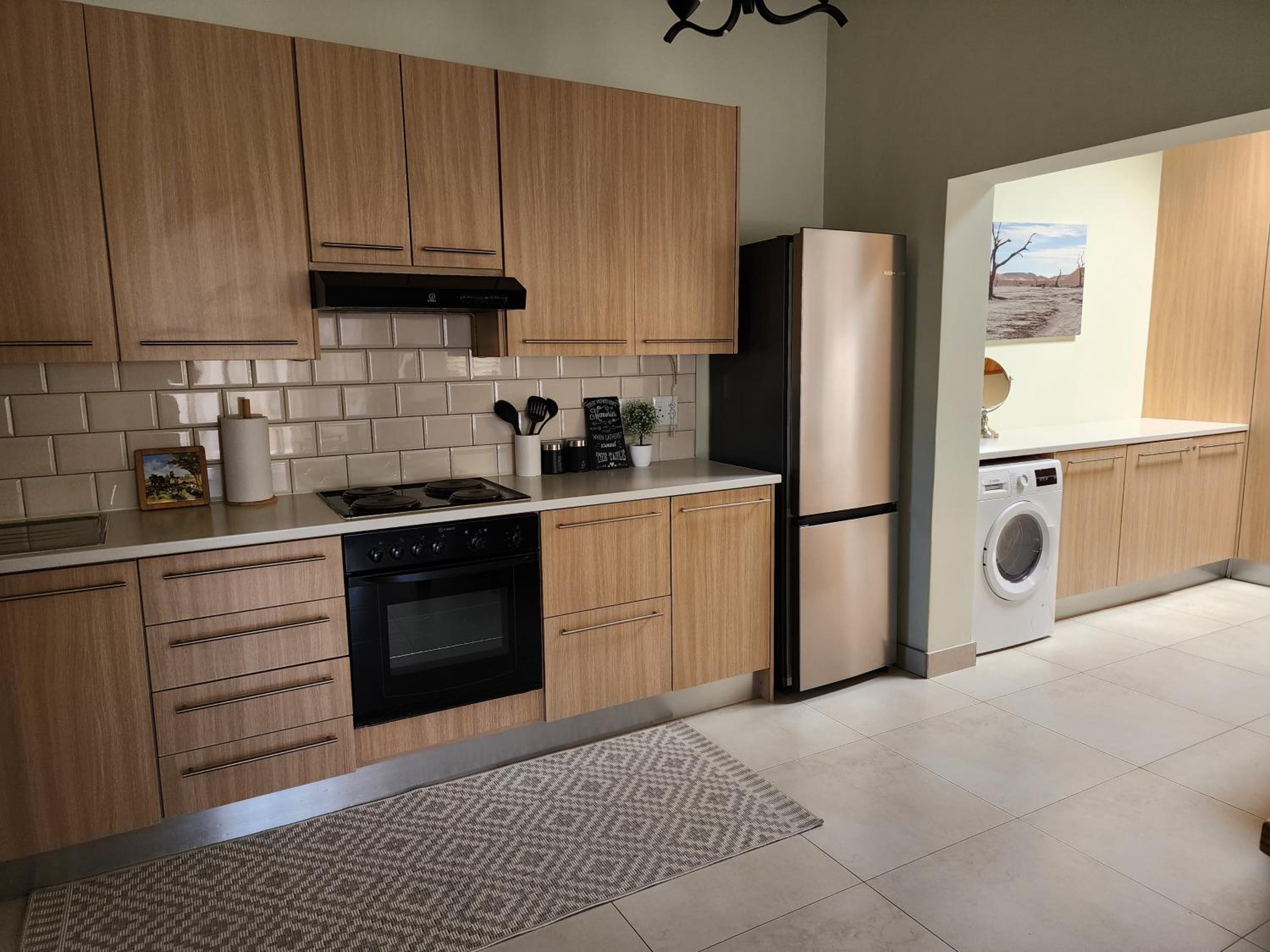 Eros Weg Family Flat view 2