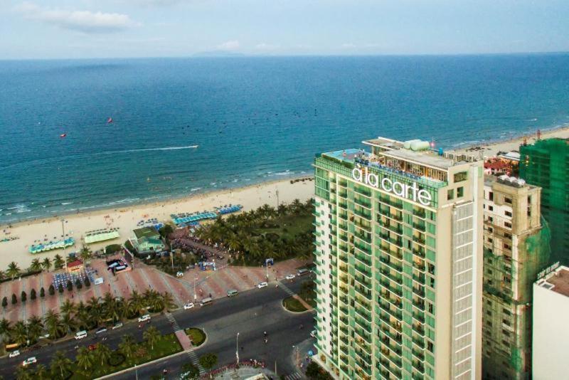2 Bedroom Apartment by the beach Da Nang view 2