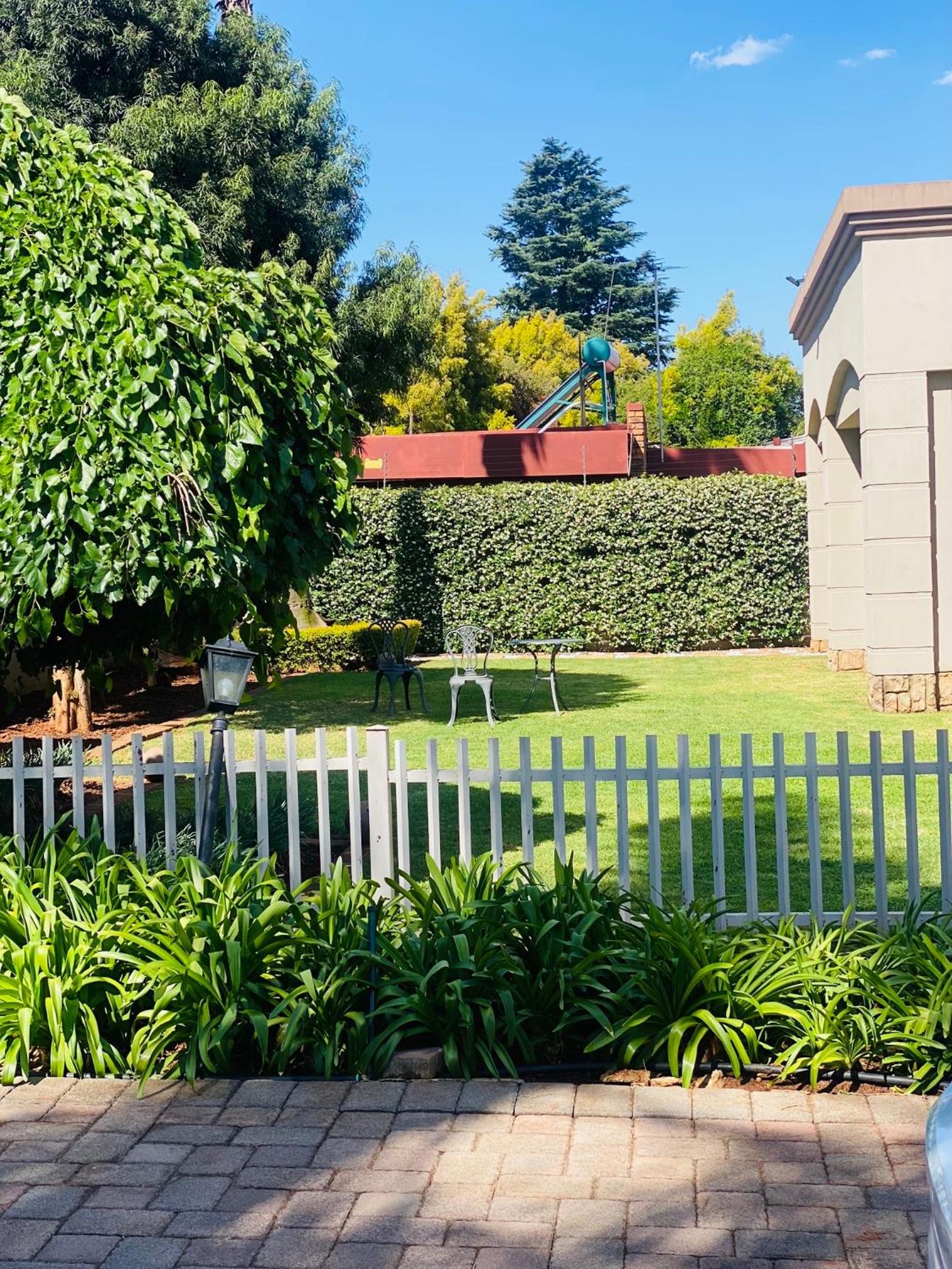 OR Tambo Airport Mansion ,Self Catering Holiday Home