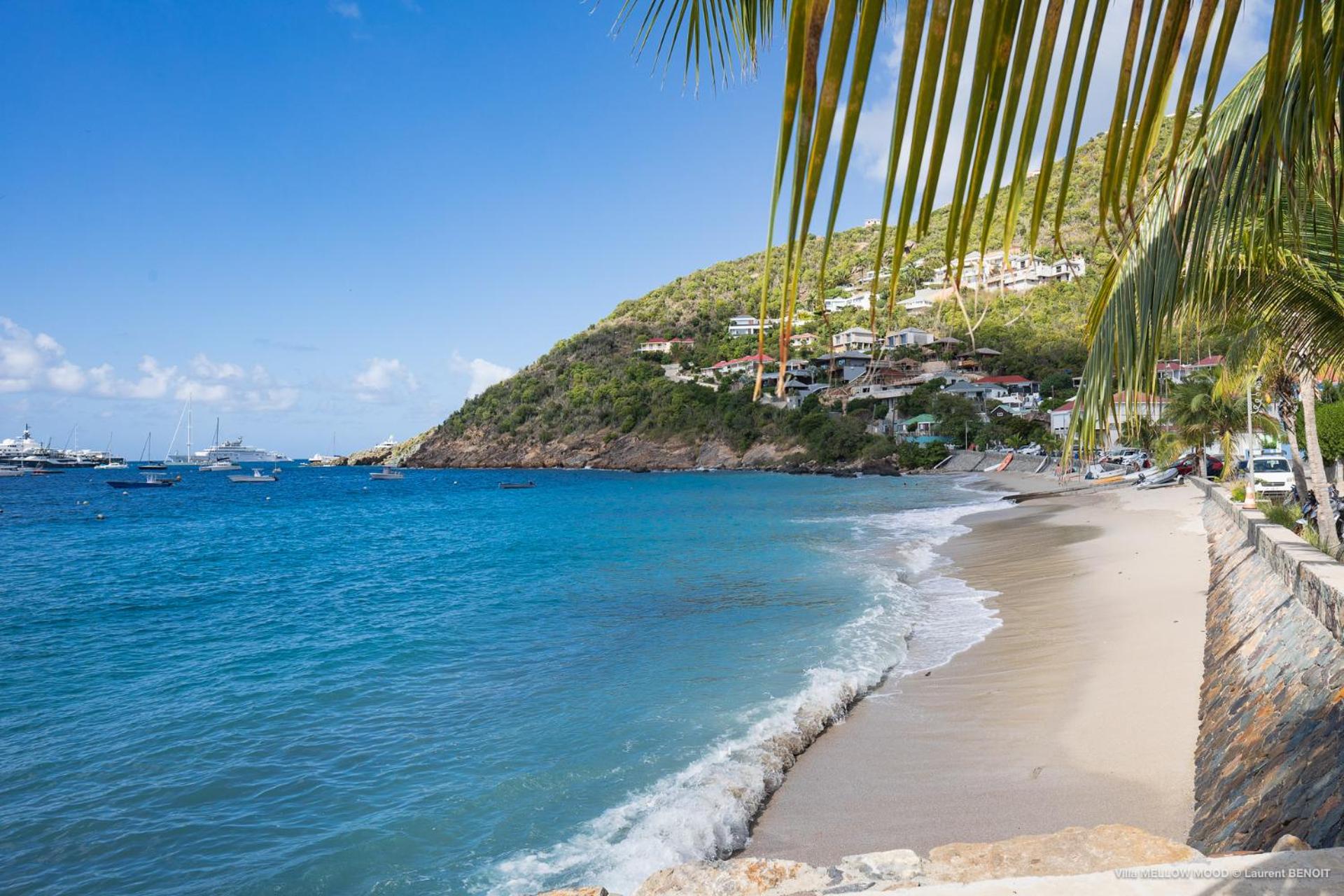 On the Beach , in Saint Barth... Mellow Mood Villa
