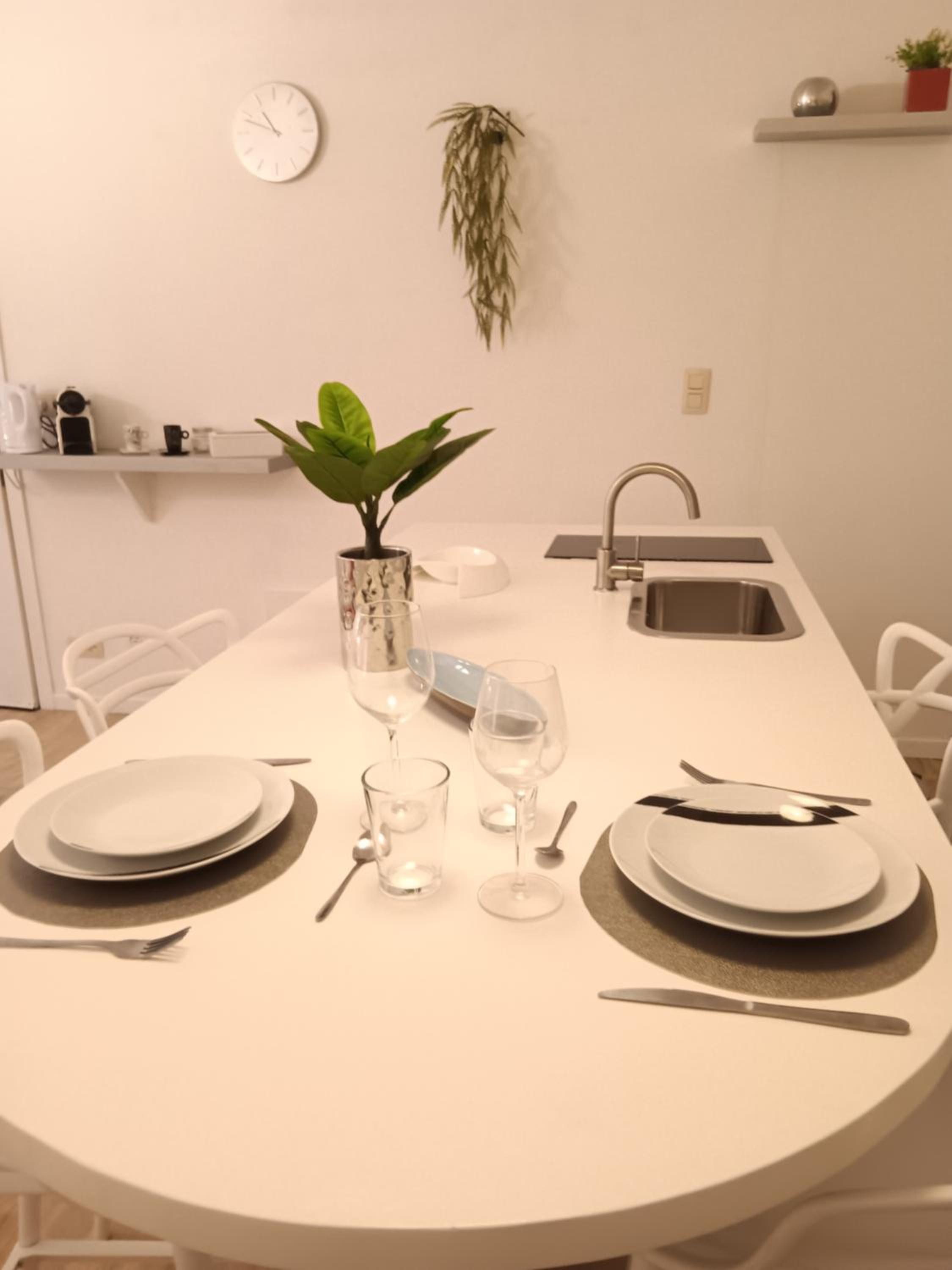 The Luxury White Suite