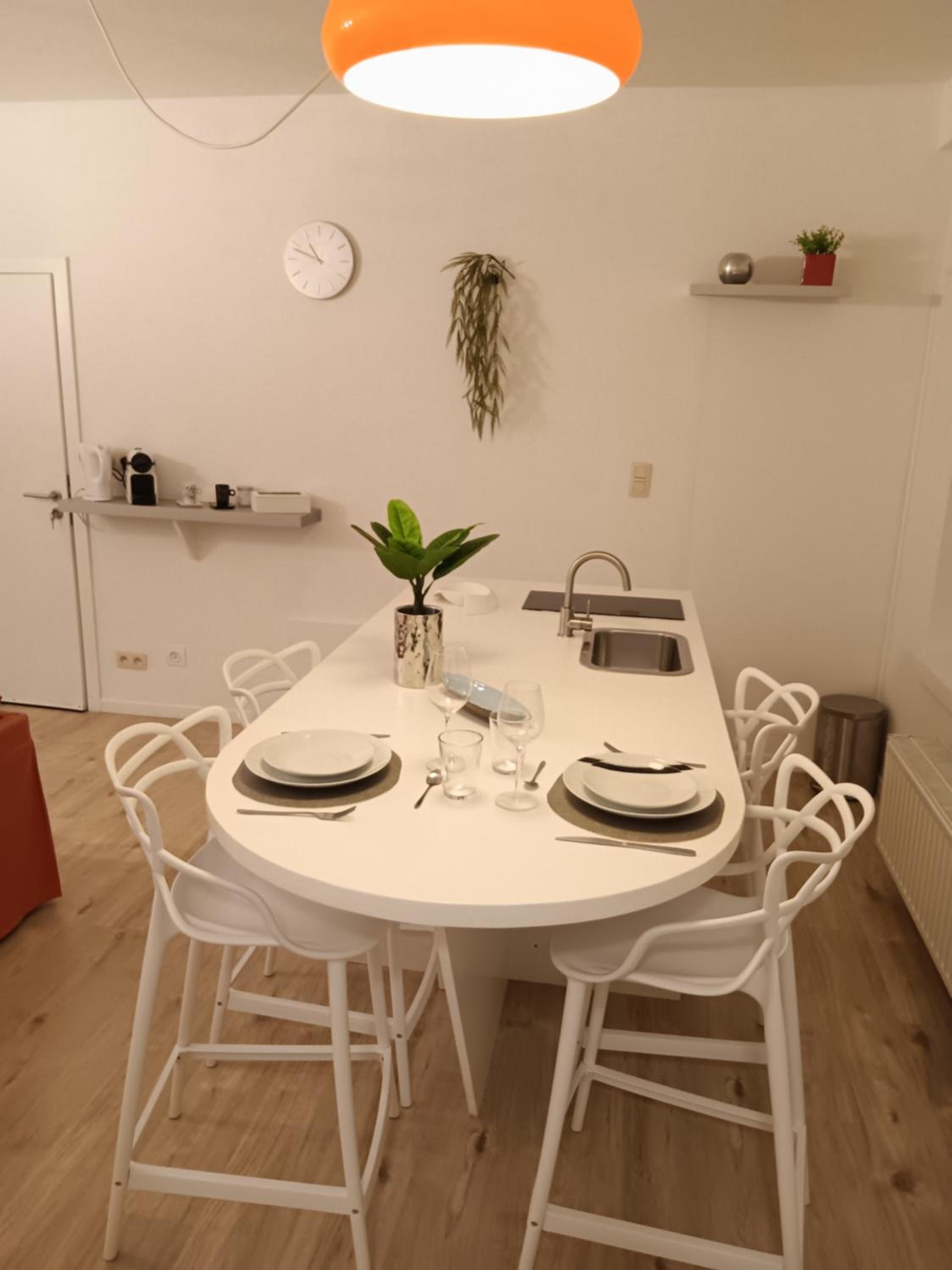 The Luxury White Suite