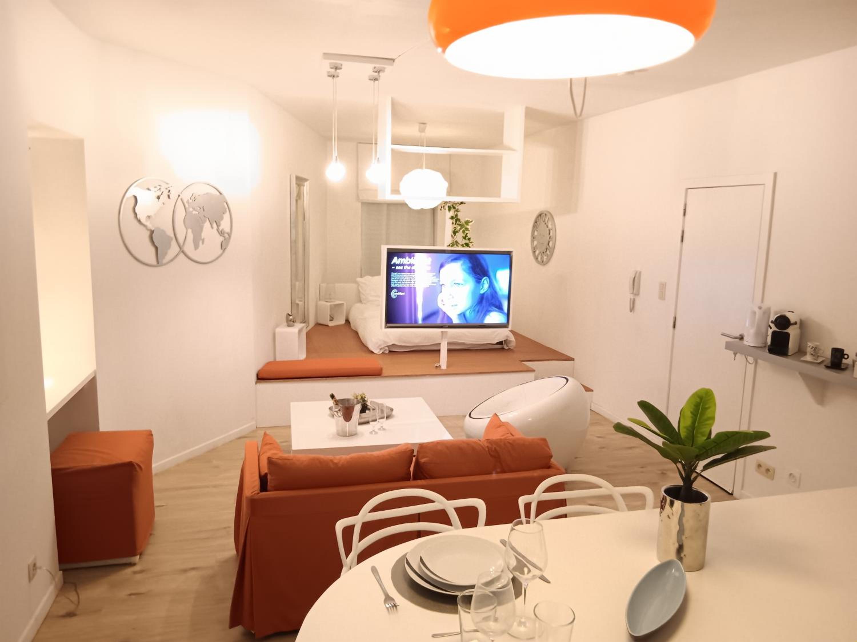 The Luxury White Suite