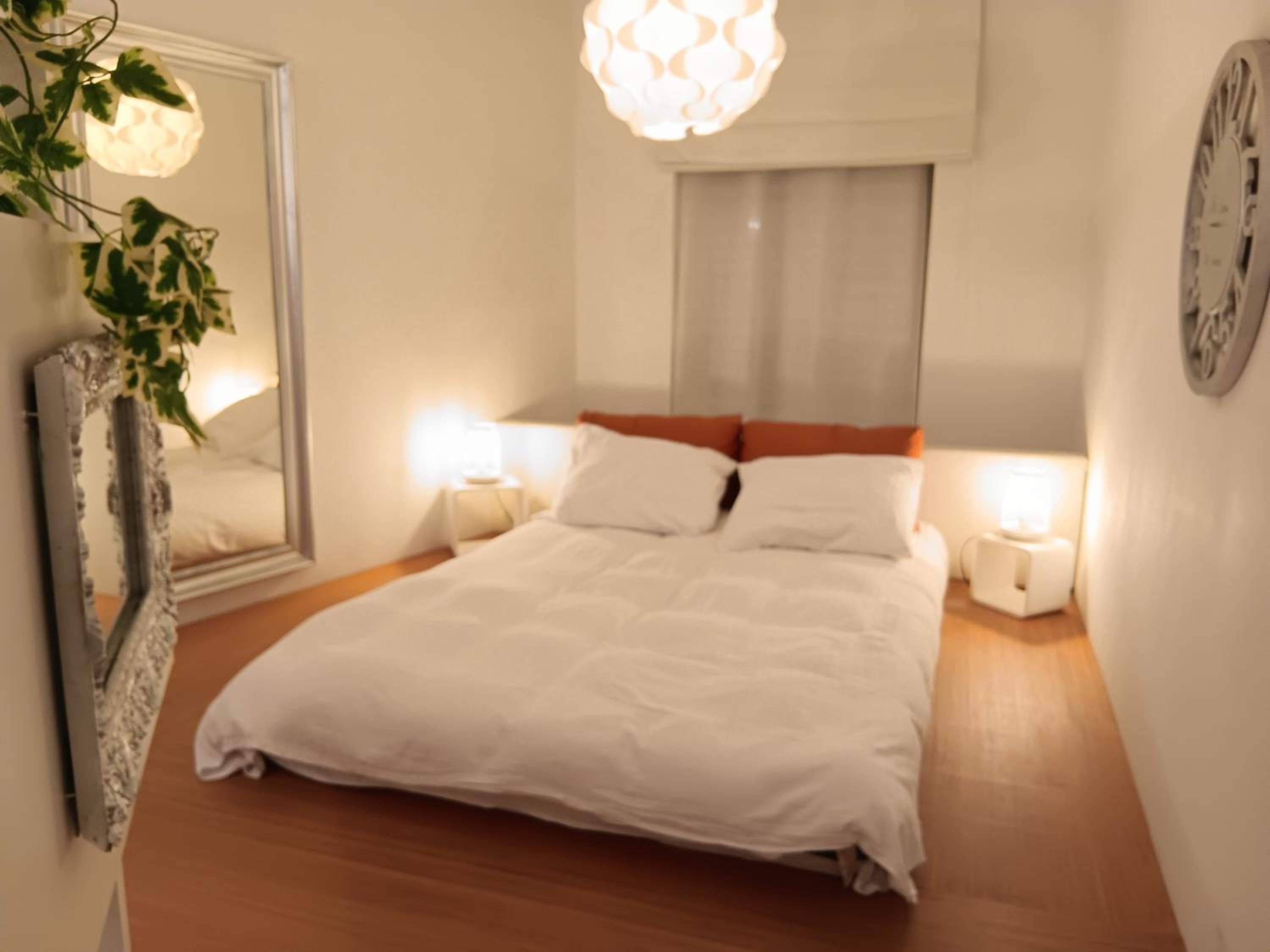 The Luxury White Suite