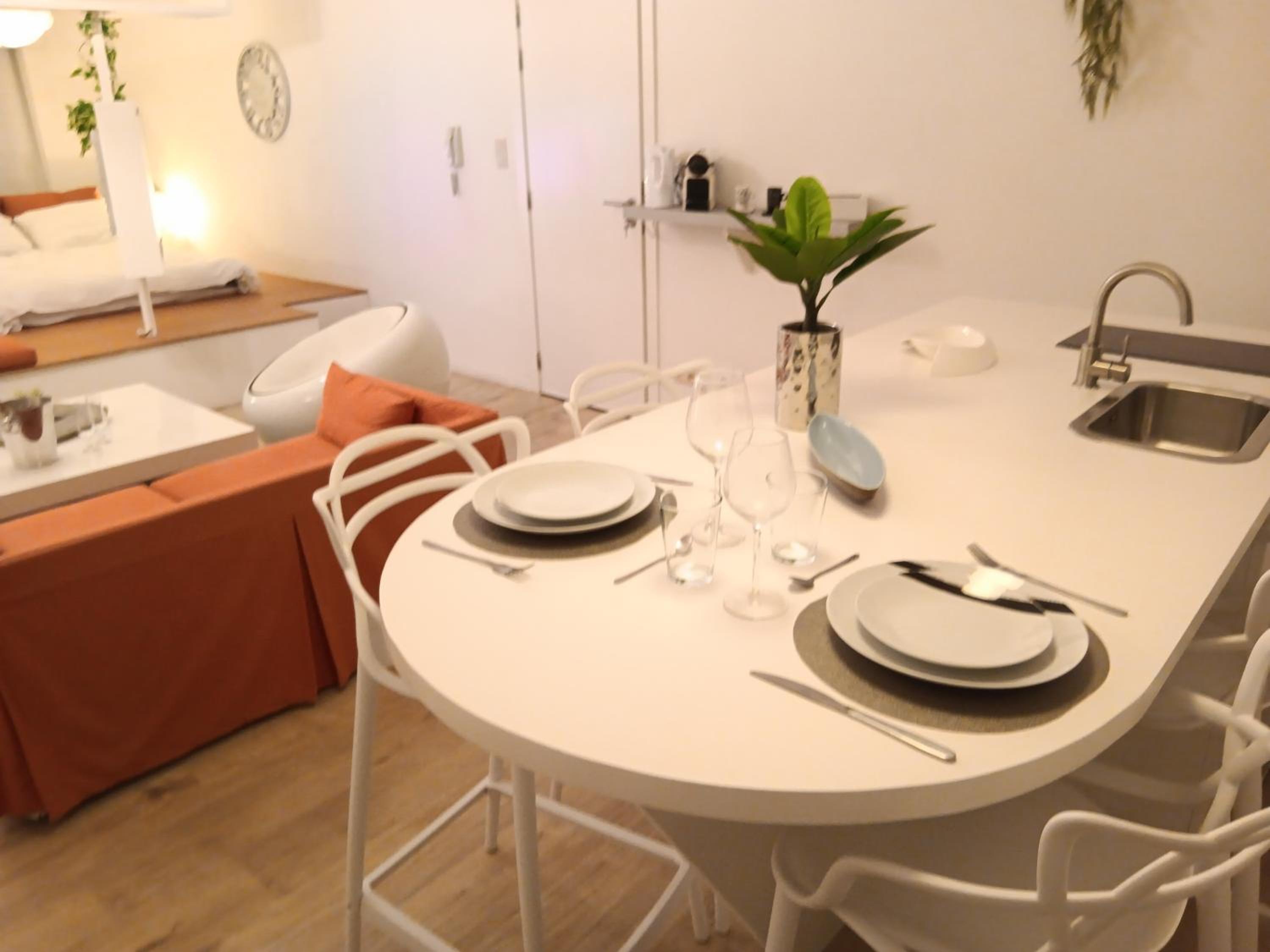 The Luxury White Suite