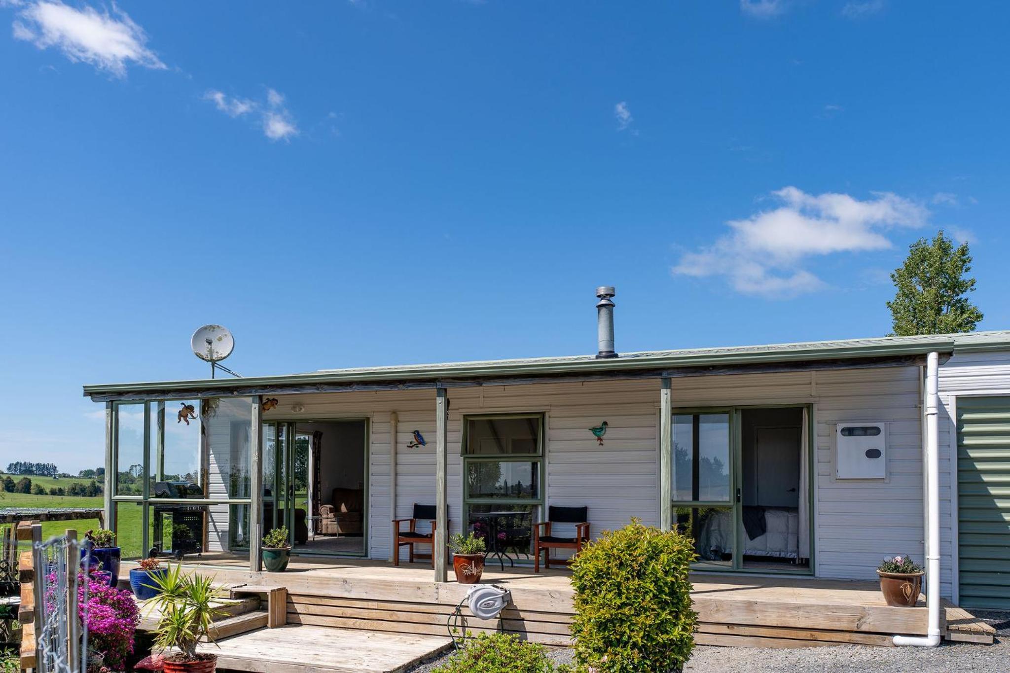 Hotel Fantail Cottage - Image 1