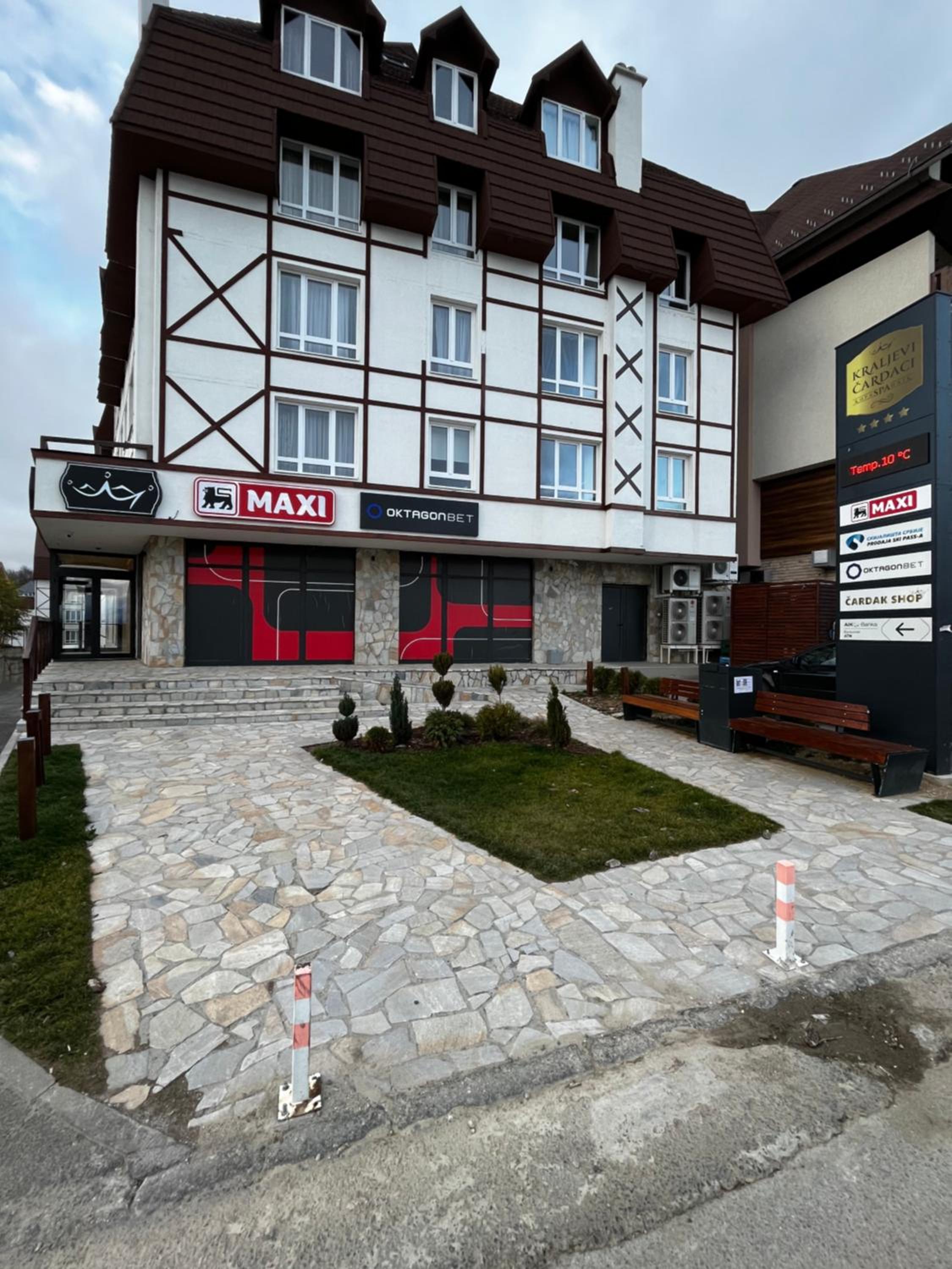 Apartments Myna in Kraljevi Cardaci