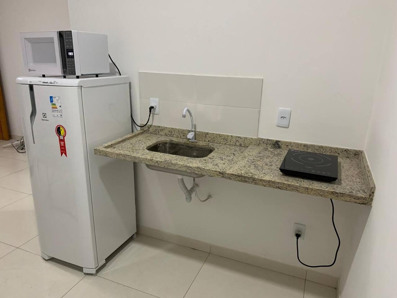 Loft LISBOA para Casais, em Iguaba Grande, 3 Pessoas, 150 metros da praia