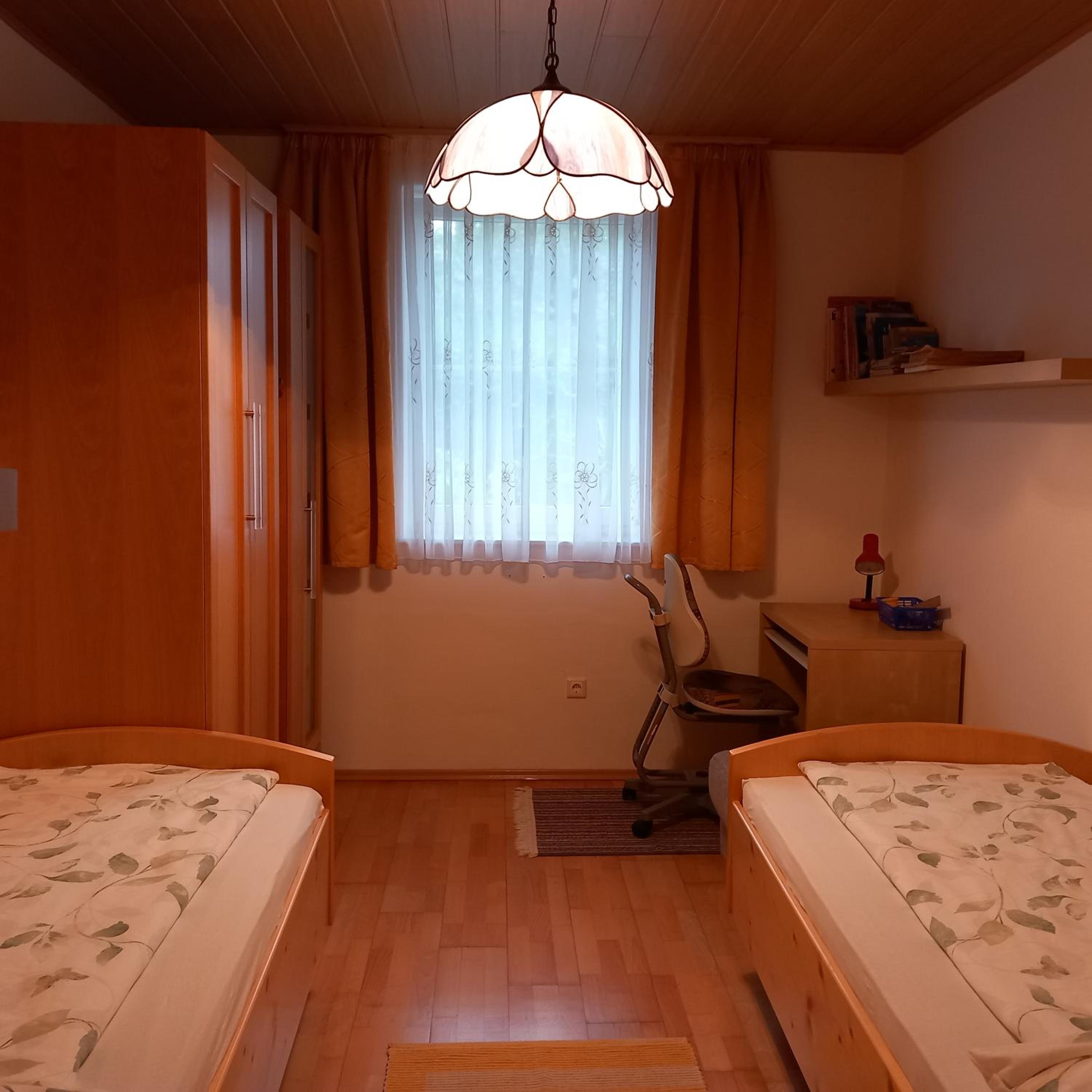 Photo 33