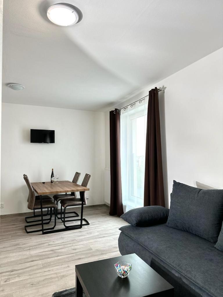 Sky Apartments 509