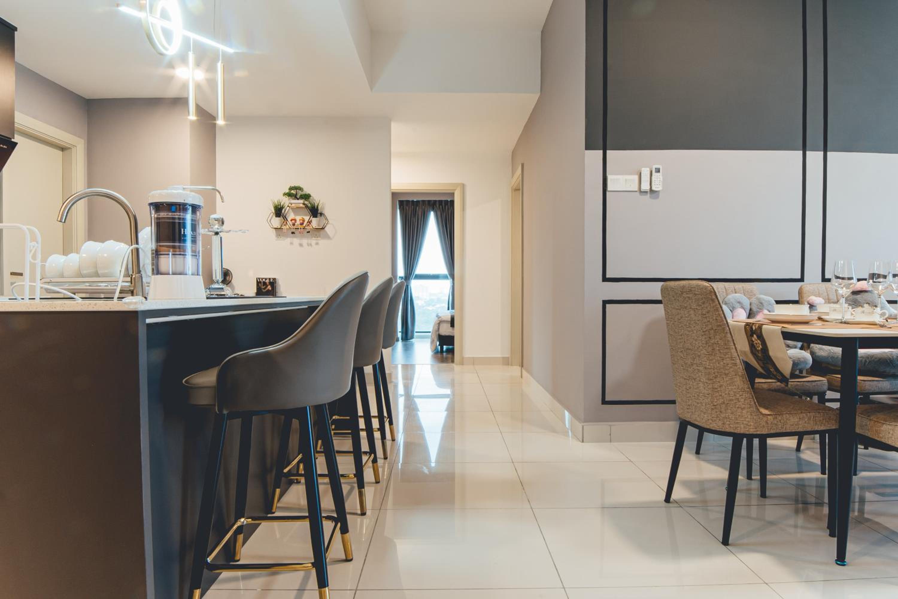 Mosaic Grand Luxury 3BR w bathtub near Midvalley by Our Stay