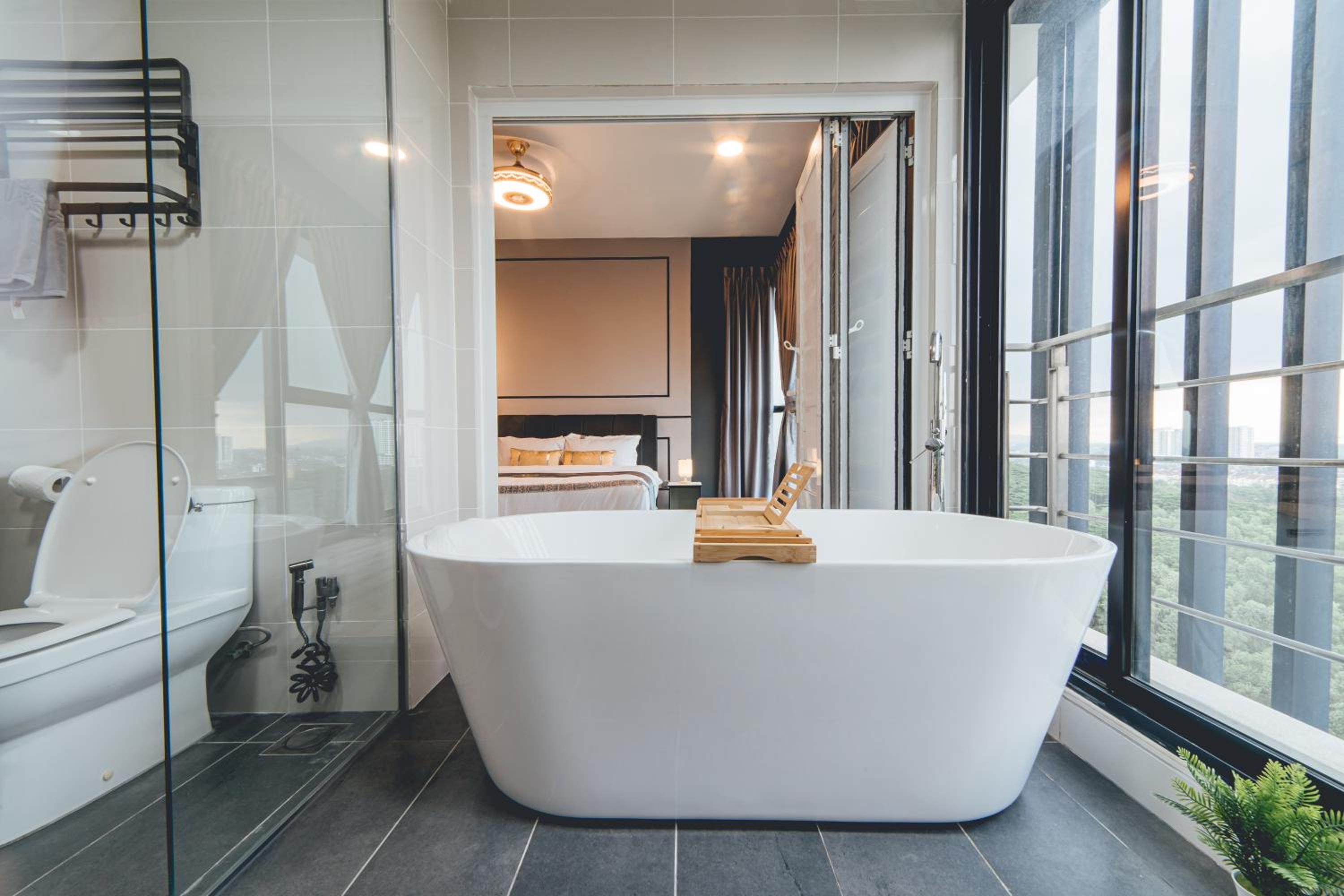 Mosaic Grand Luxury 3BR w bathtub near Midvalley by Our Stay