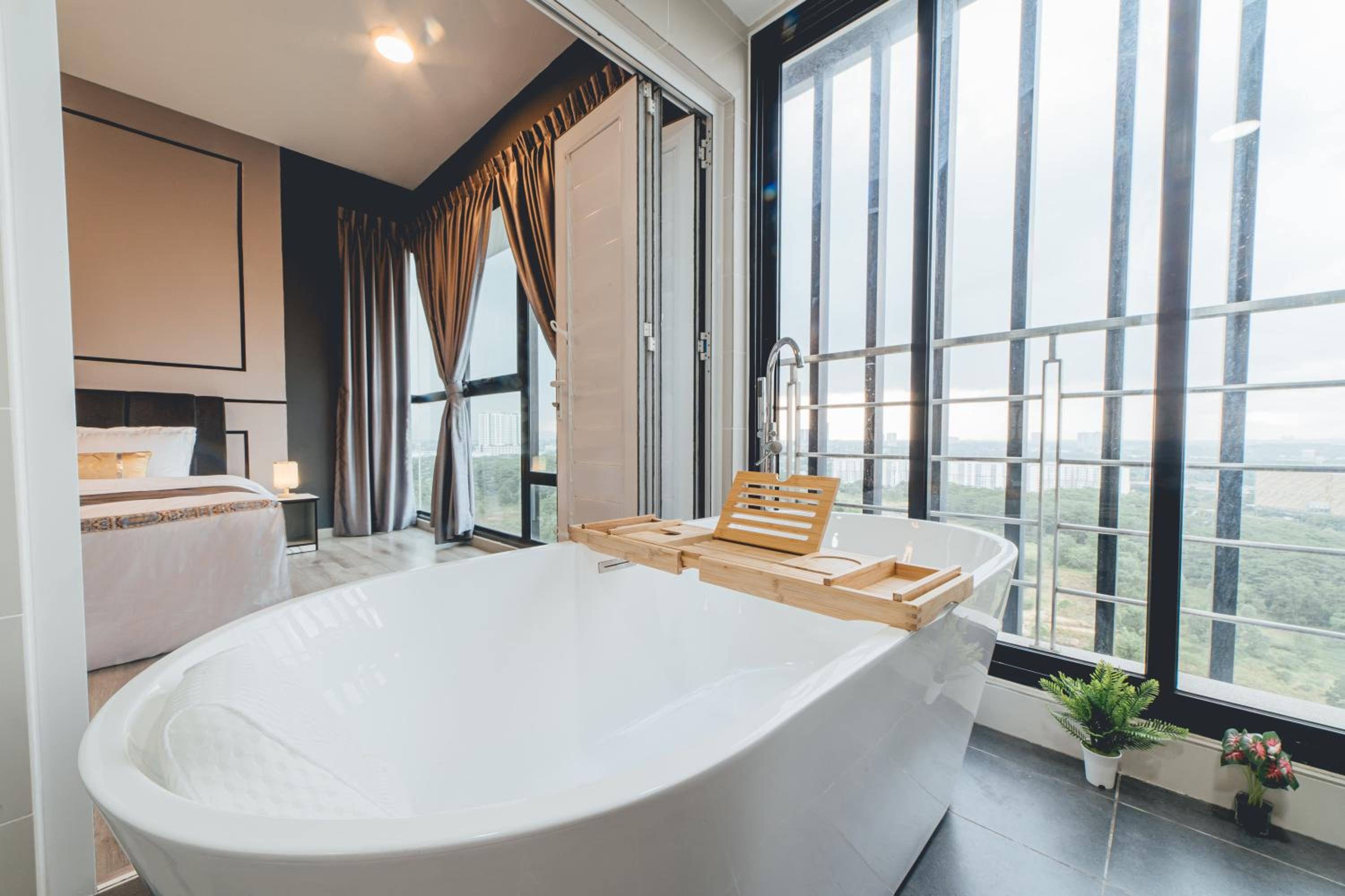 Mosaic Grand Luxury 3BR w bathtub near Midvalley by Our Stay
