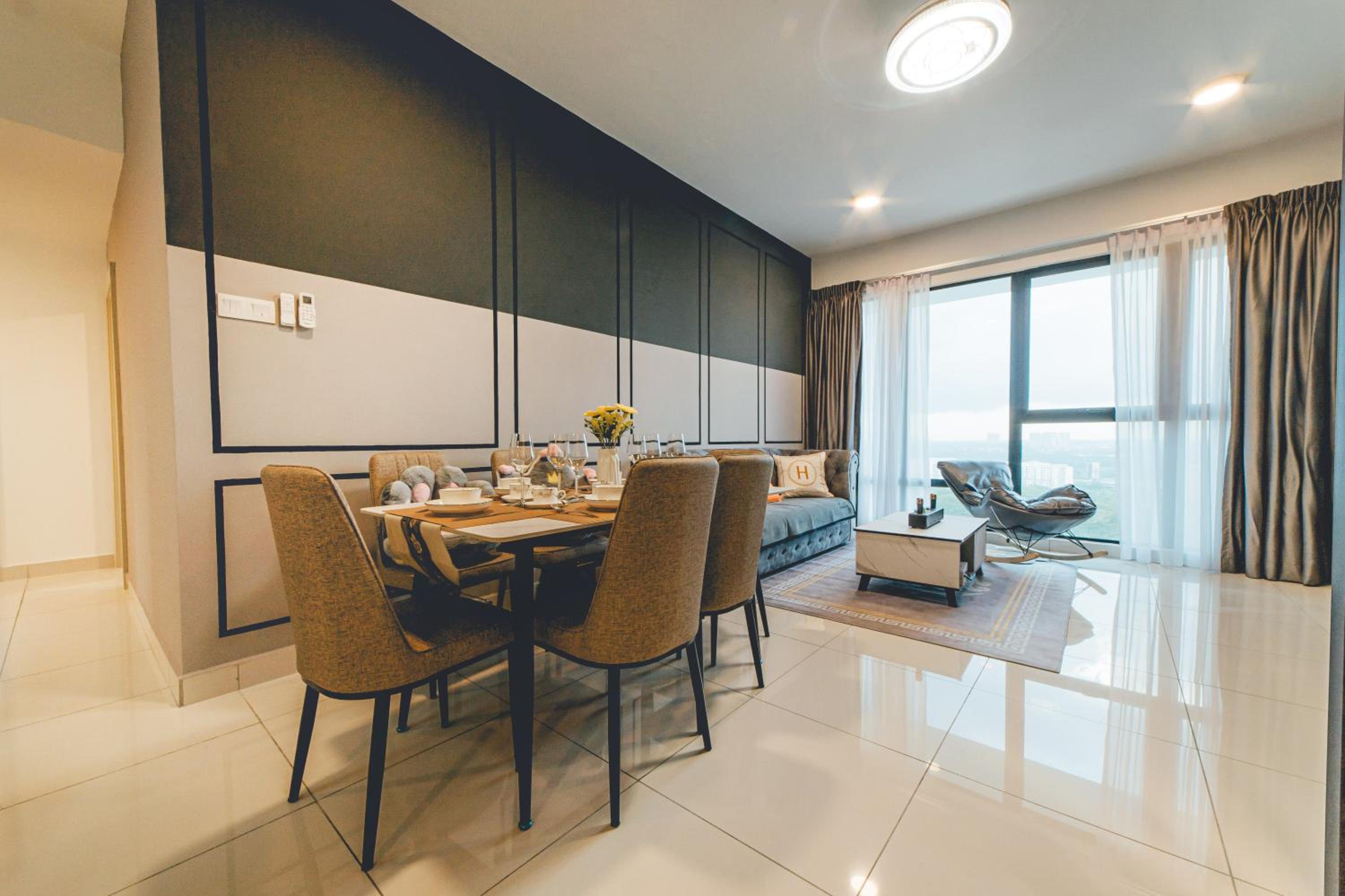 Mosaic Grand Luxury 3BR w bathtub near Midvalley by Our Stay