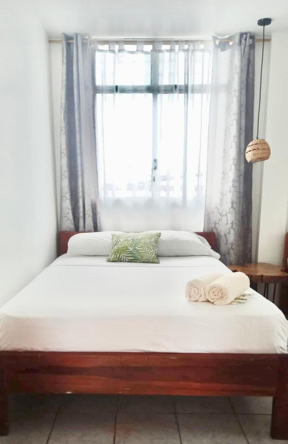 HOTEL PLAYAS PERDERNALES ECUADOR