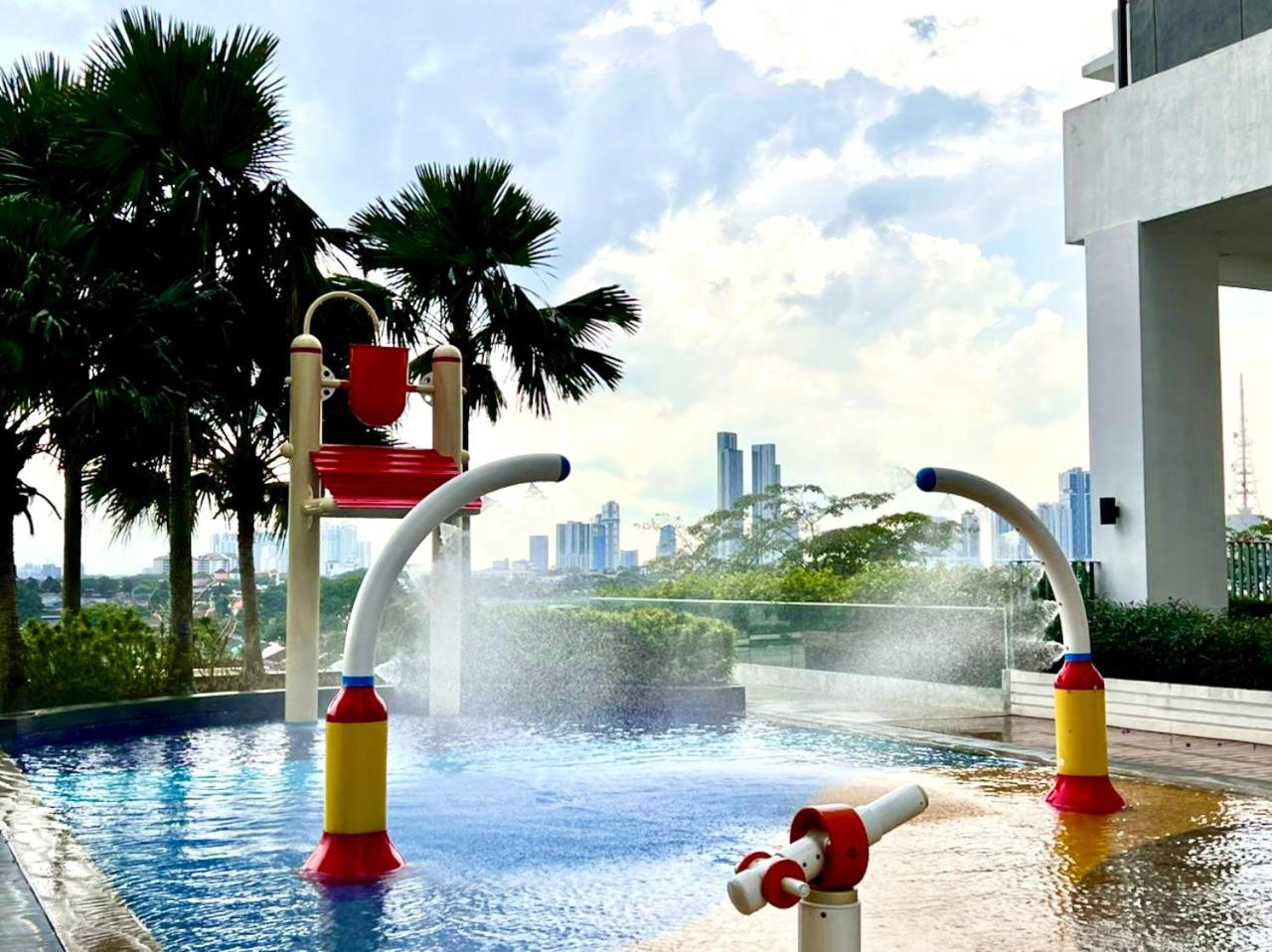 Mosaic Grand Luxury 3BR w bathtub near Midvalley by Our Stay